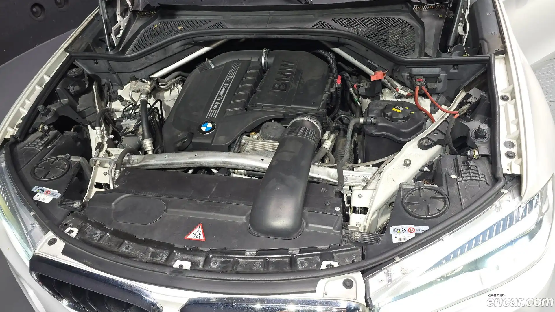 X6 BMW 2015.11-OUTER-006