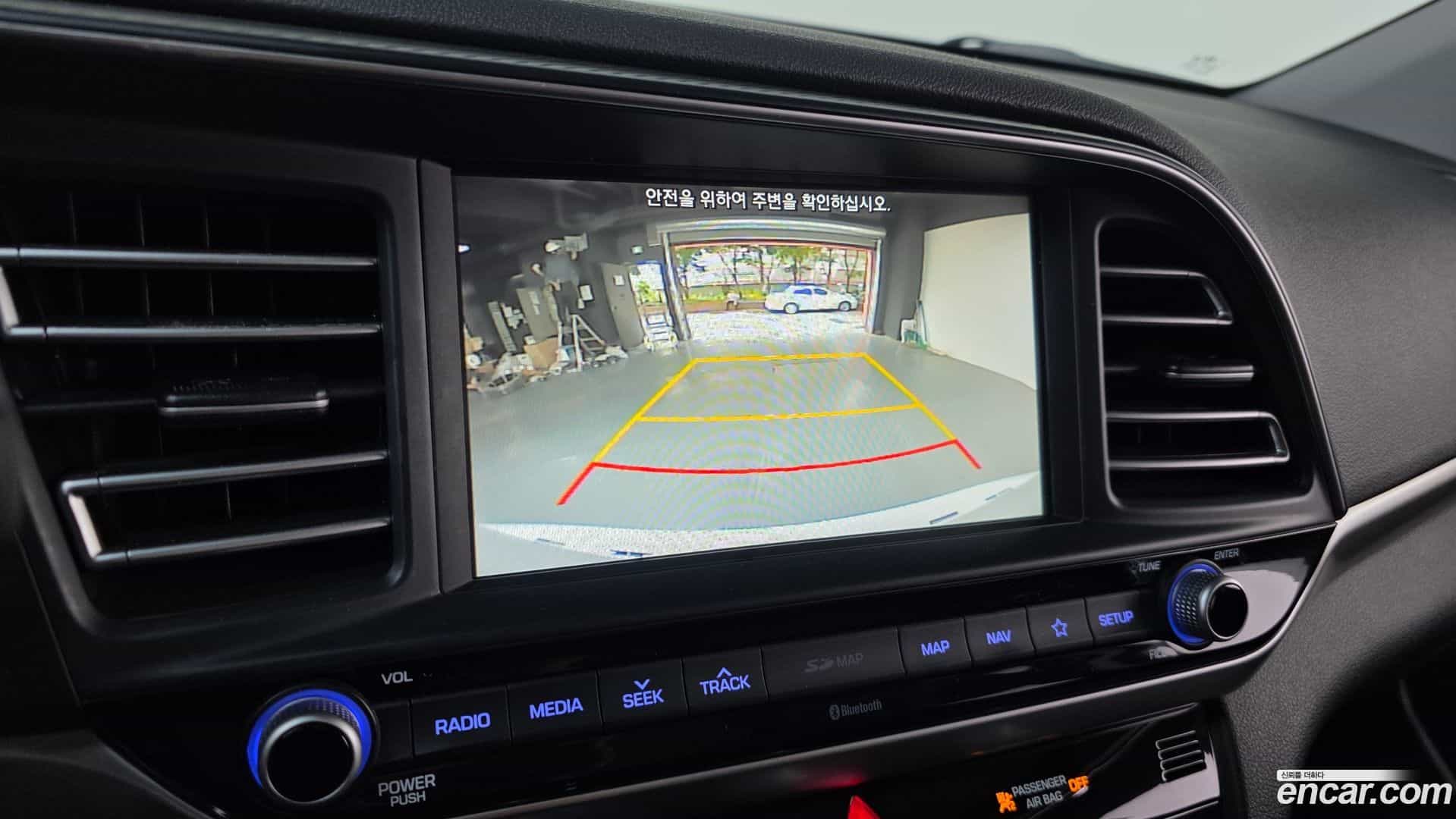 AVANTE Hyundai 2020.0-OPTION-019