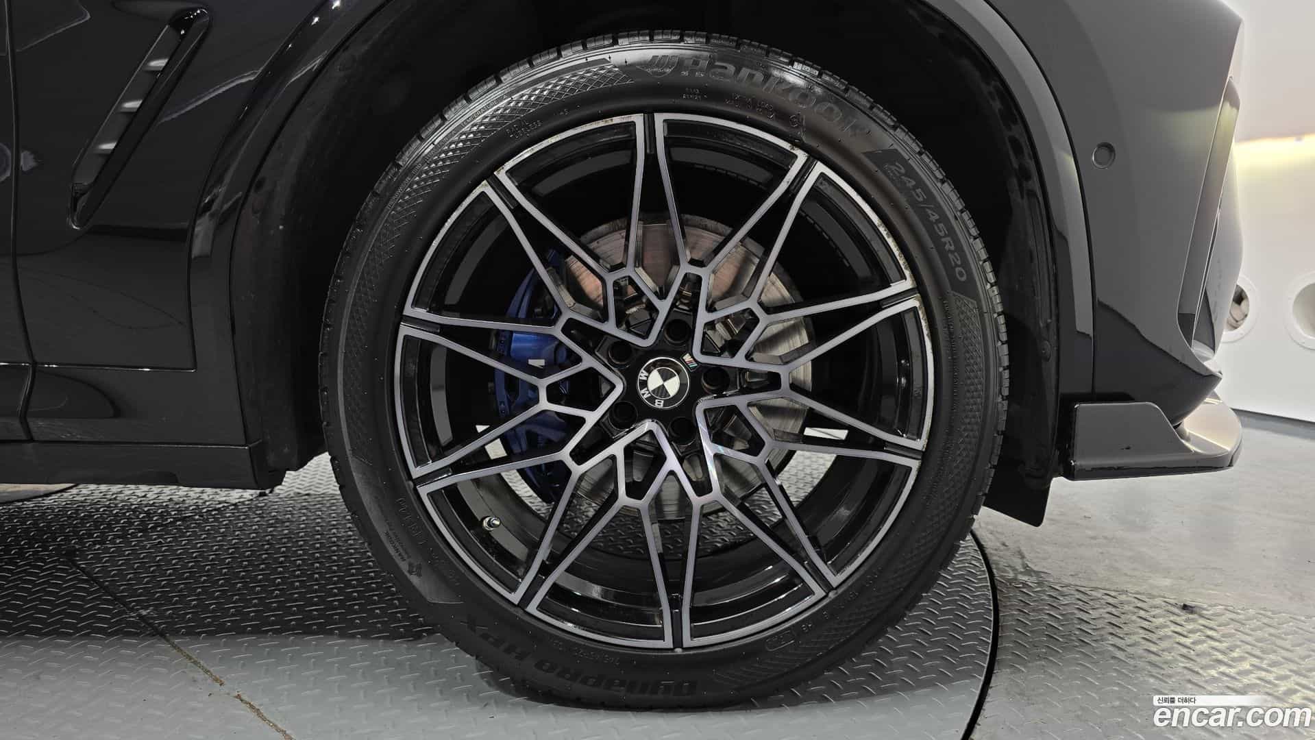 X4 BMW 2023.11-OUTER-031