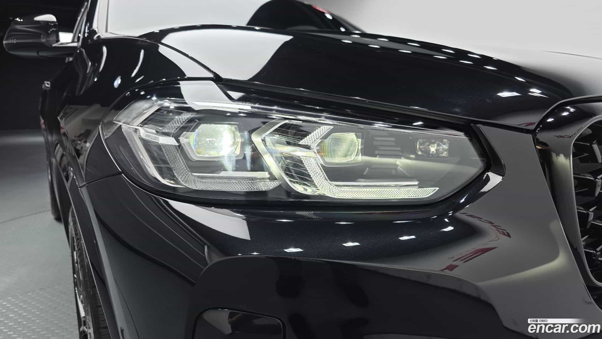 X4 BMW 2023.11-OUTER-032