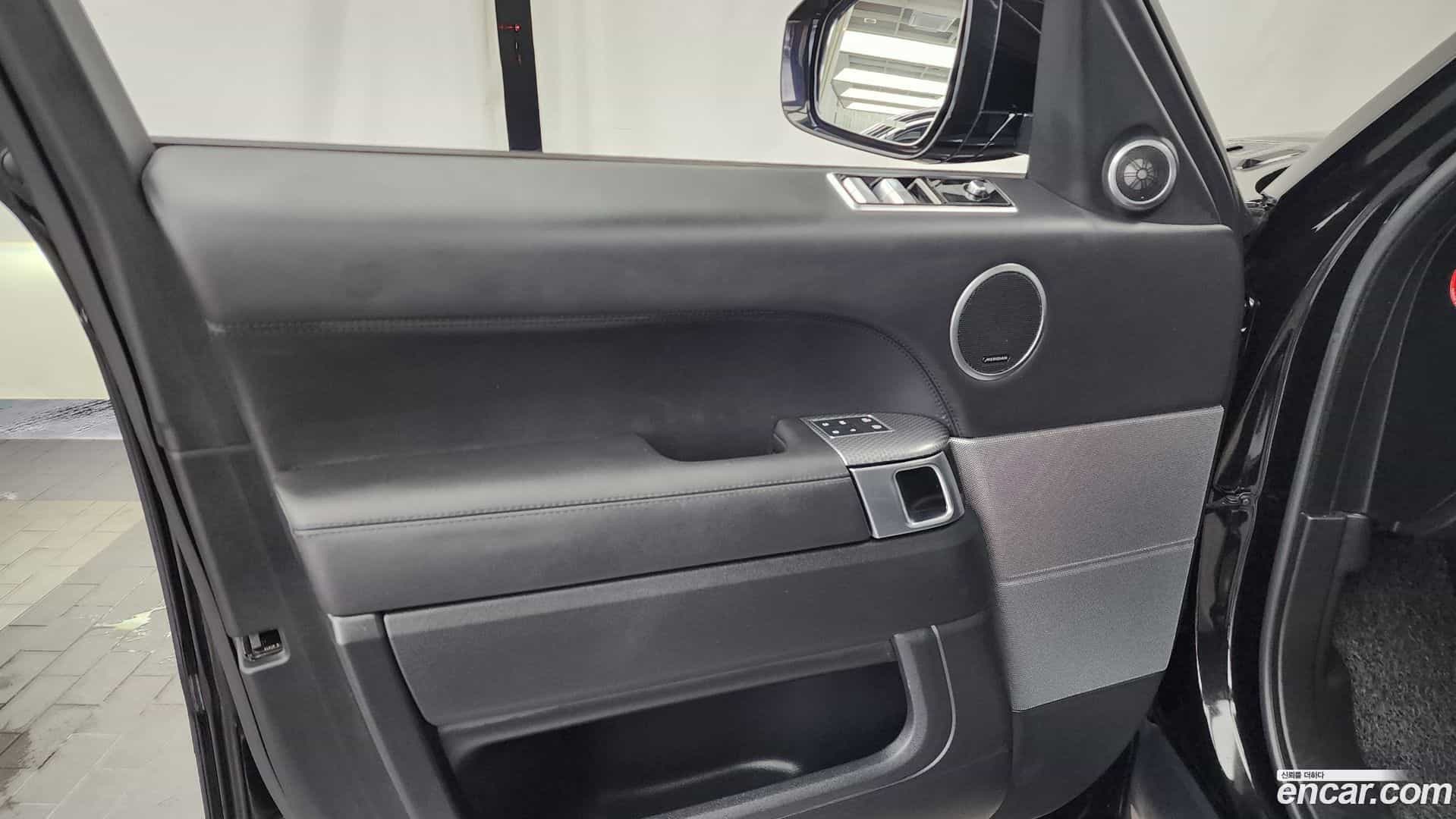 Range Rover Sport Land Rover 2021.6-INNER-034