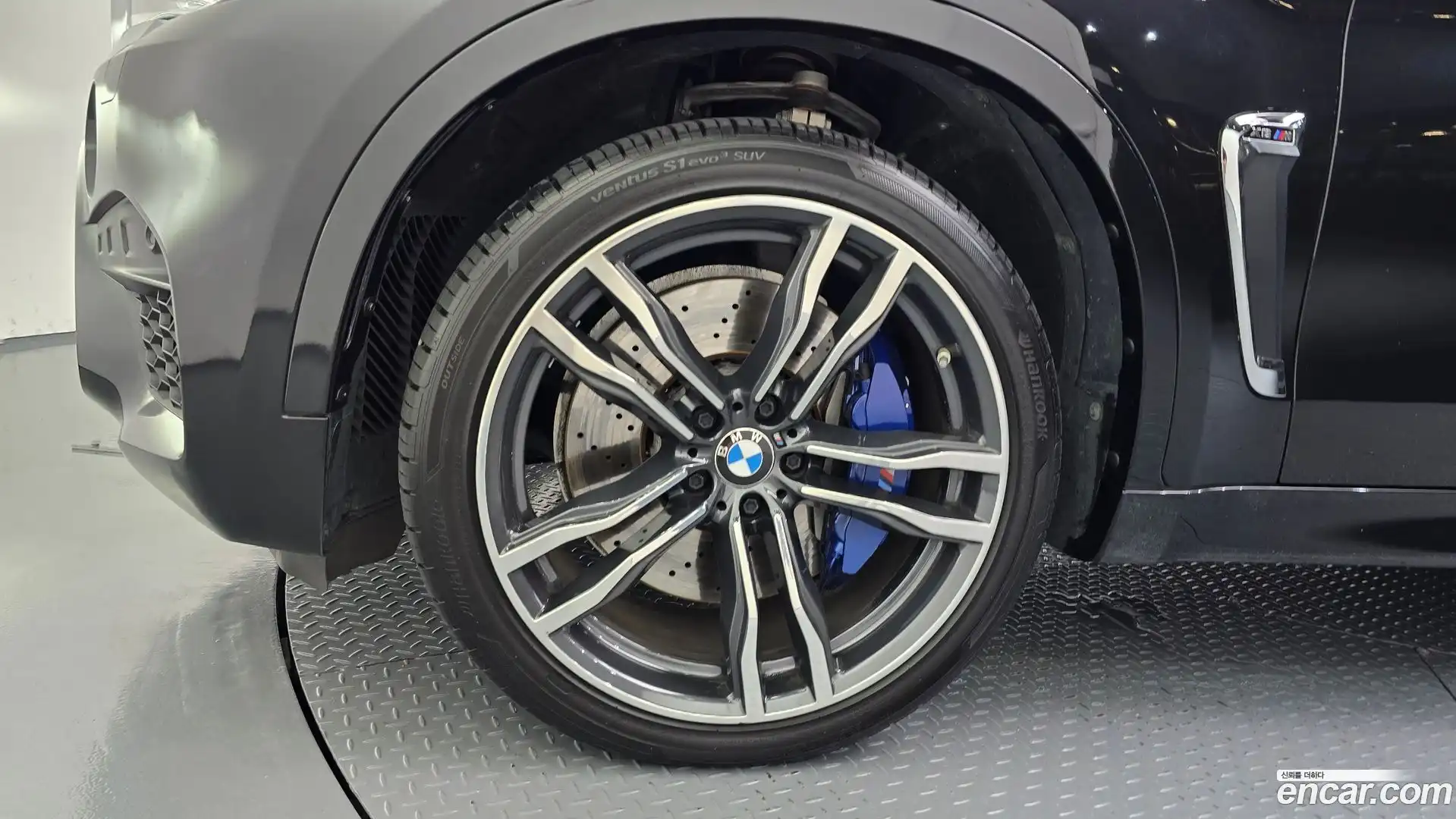 X6M BMW 2019.11-OUTER-005