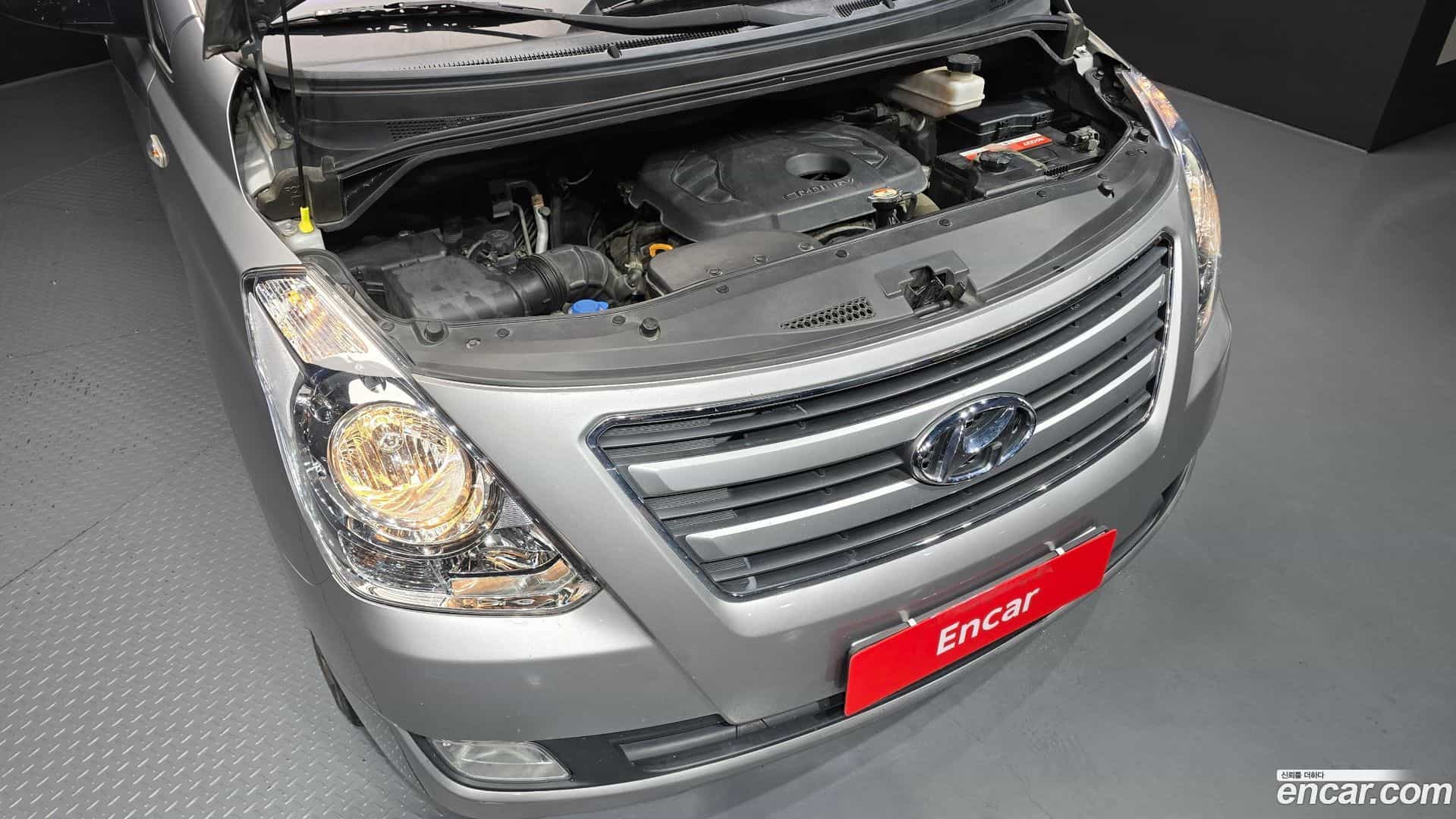 Starex Hyundai 2018.0-OUTER-006