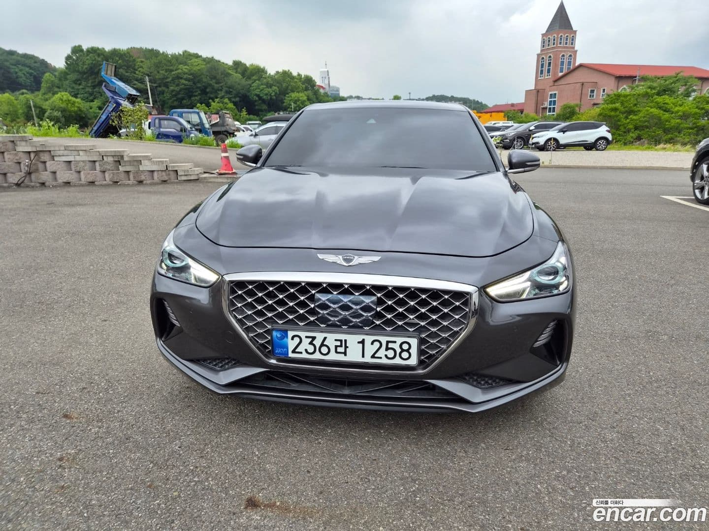 Main__Slider__Photo:G70 Genesis 2020.6-0