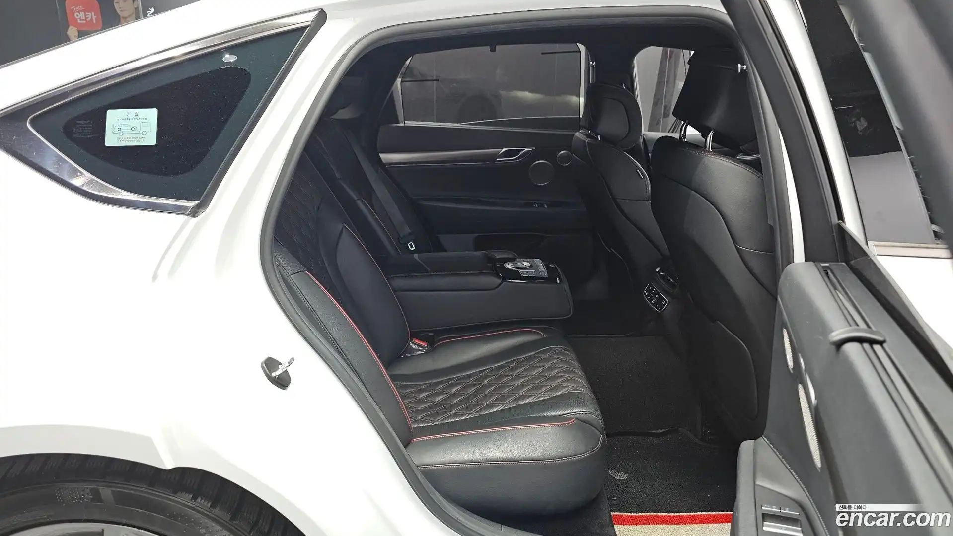 G80 Genesis 2021.10-INNER-036