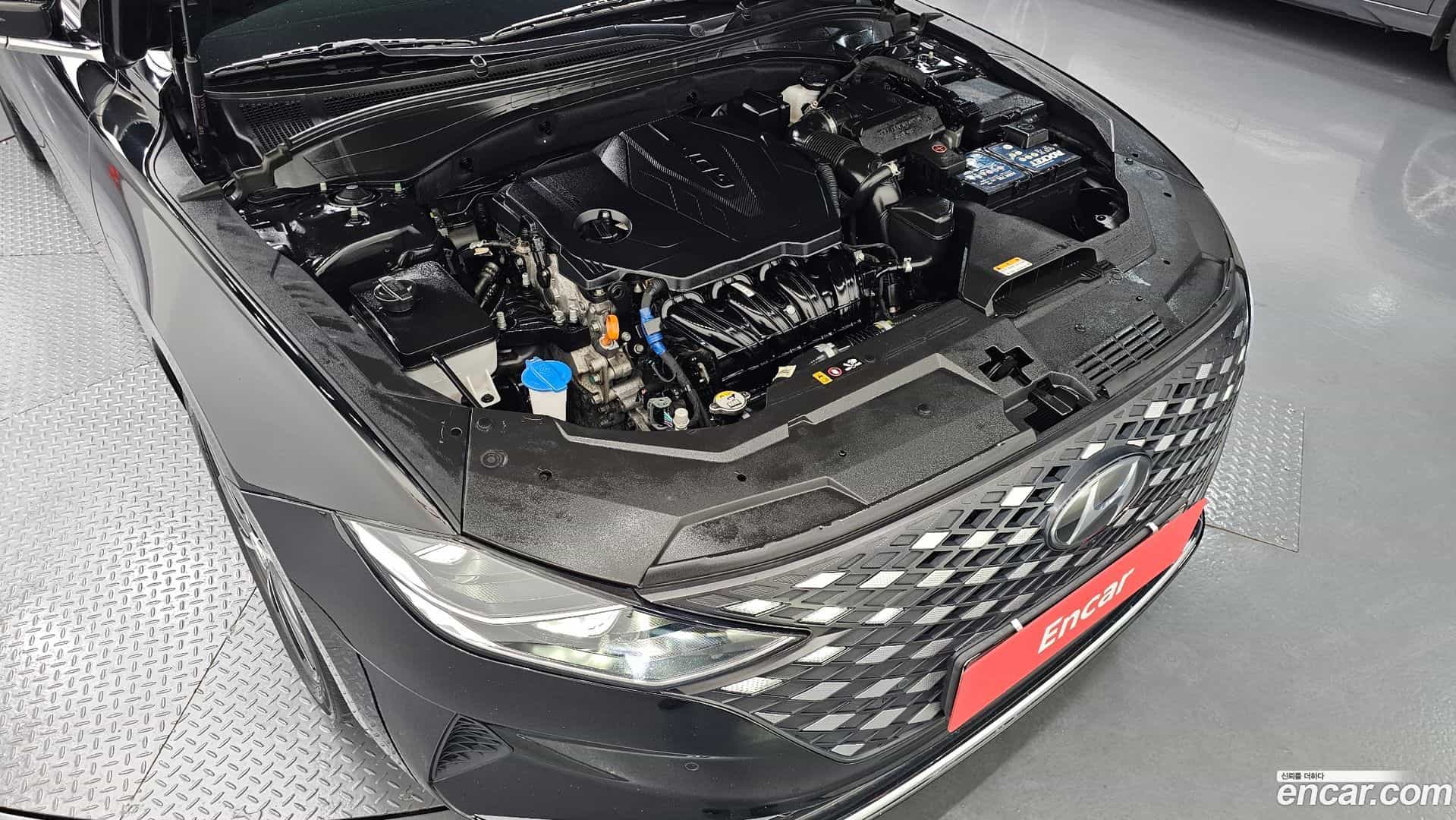 Grandeur Hyundai 2022.3-OUTER-006