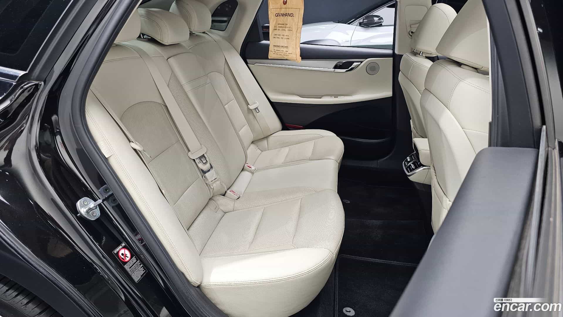 Grandeur Hyundai 2022.3-OPTION-015