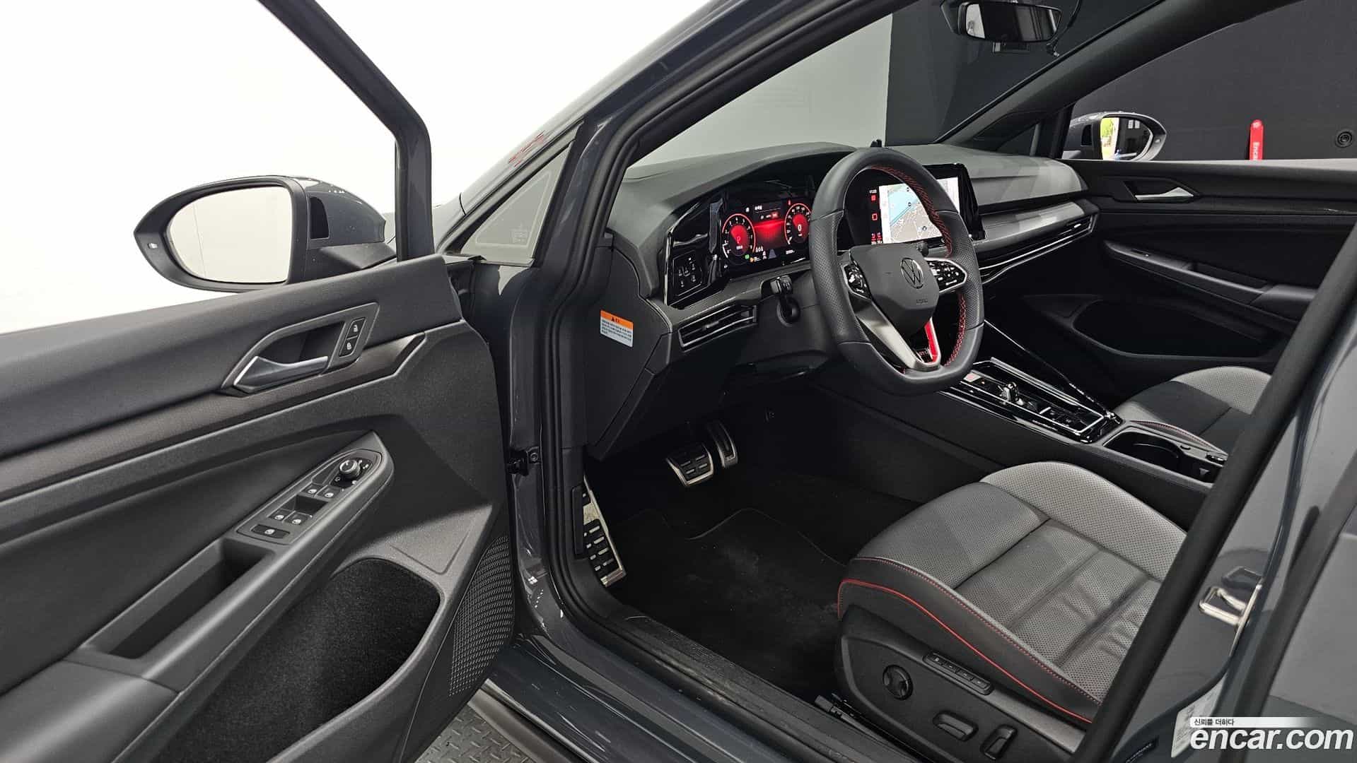 Golf Volkswagen 2024.10-OPTION-015
