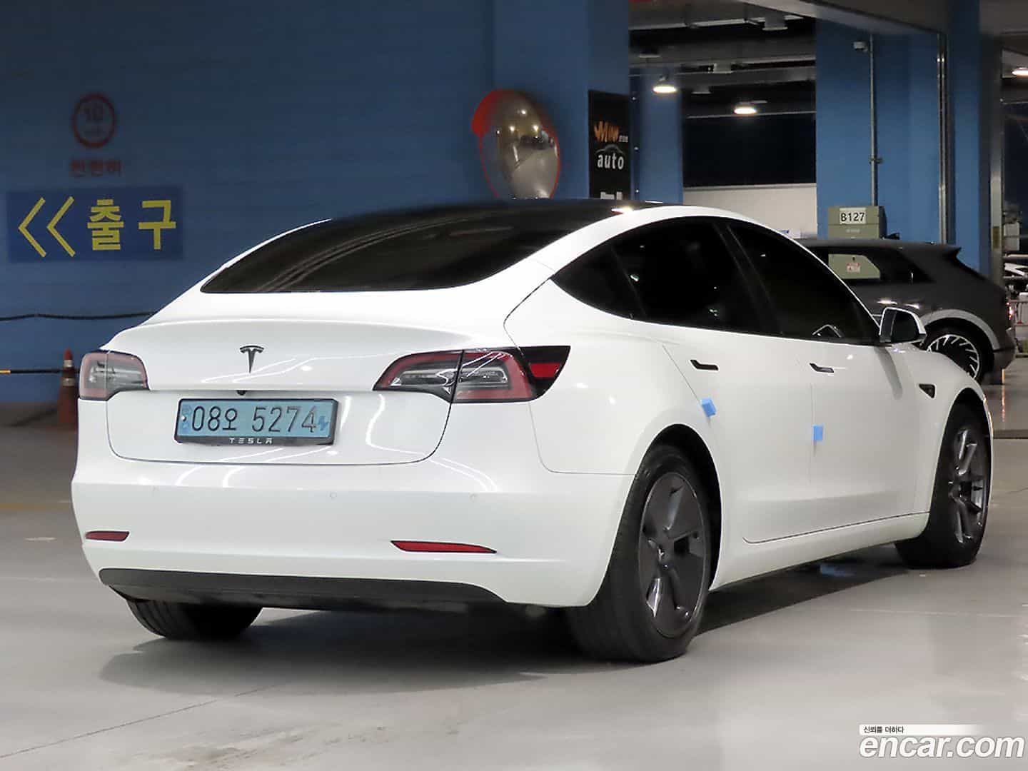 Model 3 Tesla 2022.7-OUTER-004