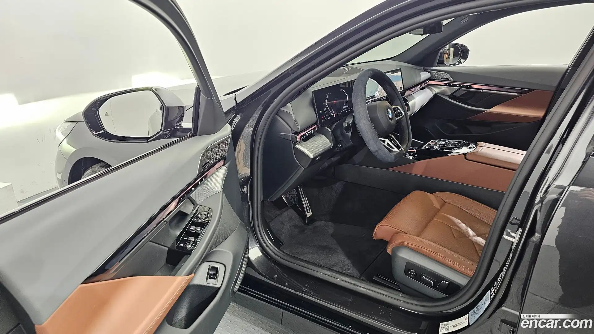 5-Series BMW 2025.10-INNER-010