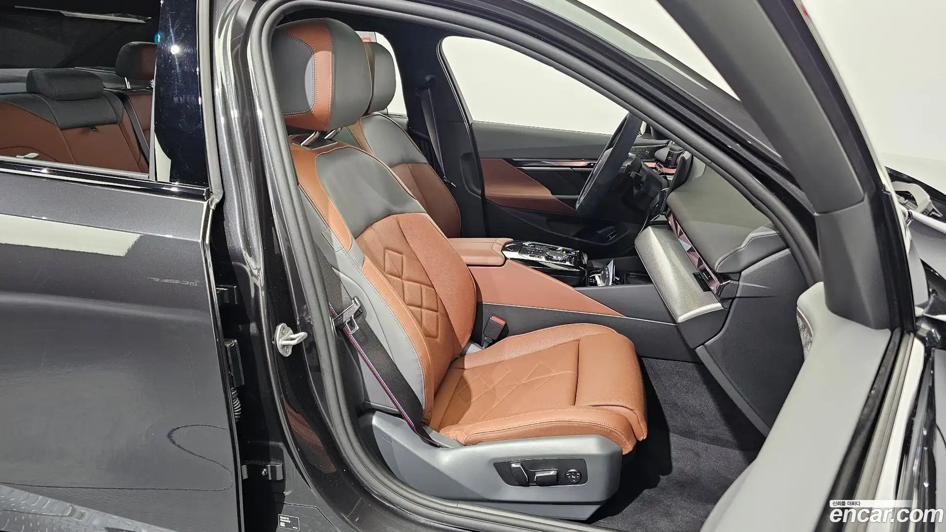5-Series BMW 2025.10-OPTION-016