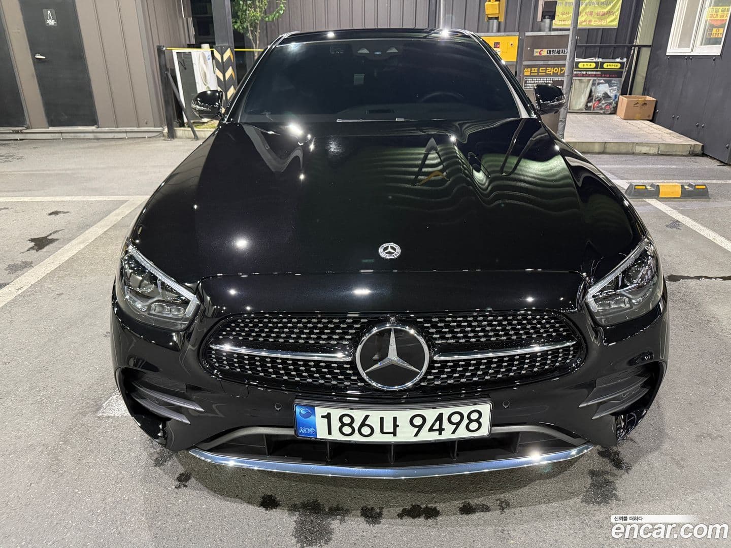 Main__Slider__Photo:E-Class Mercedes-Benz 2021.11-0