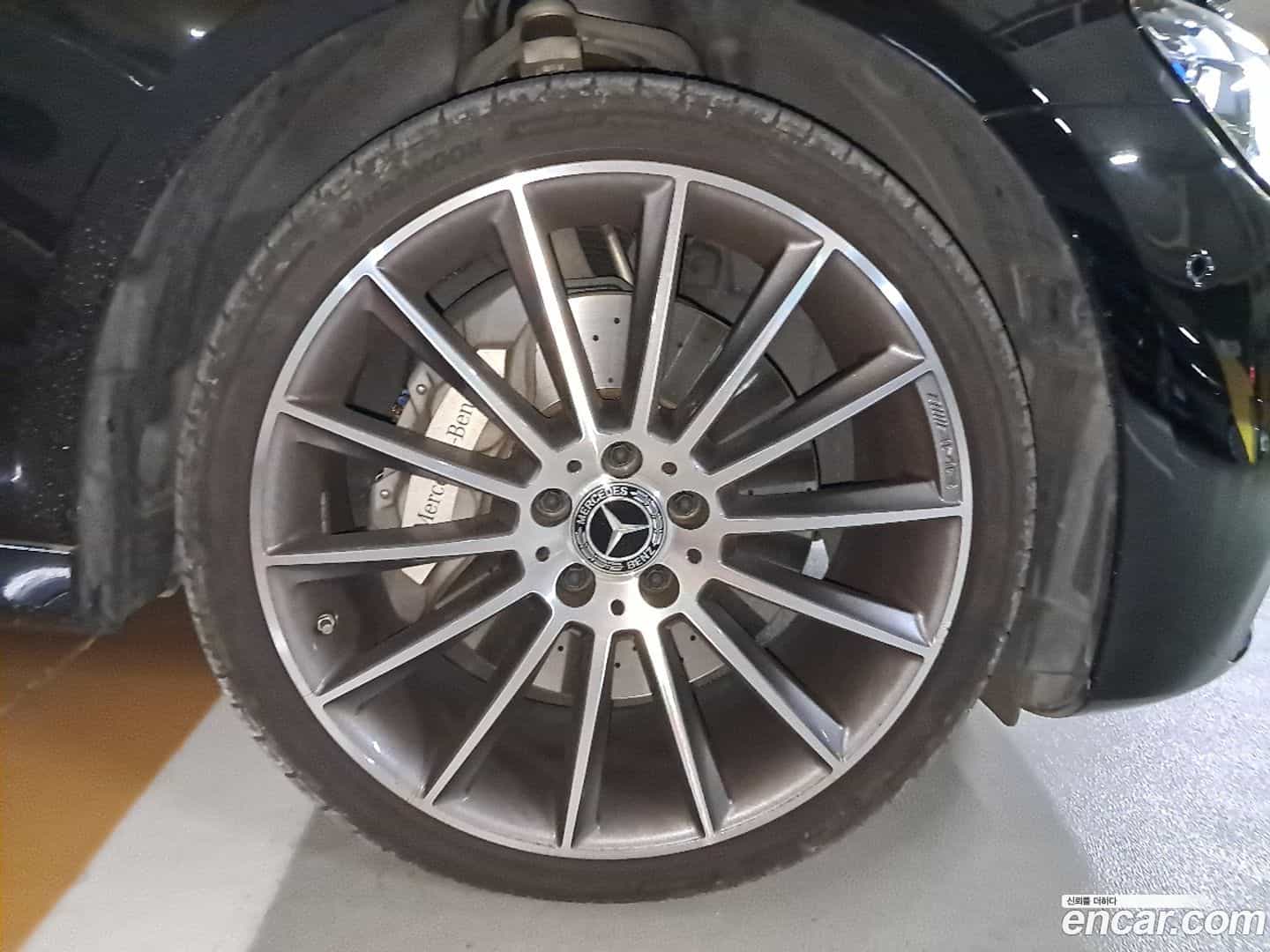 E-Class Mercedes-Benz 2021.11-OPTION-015