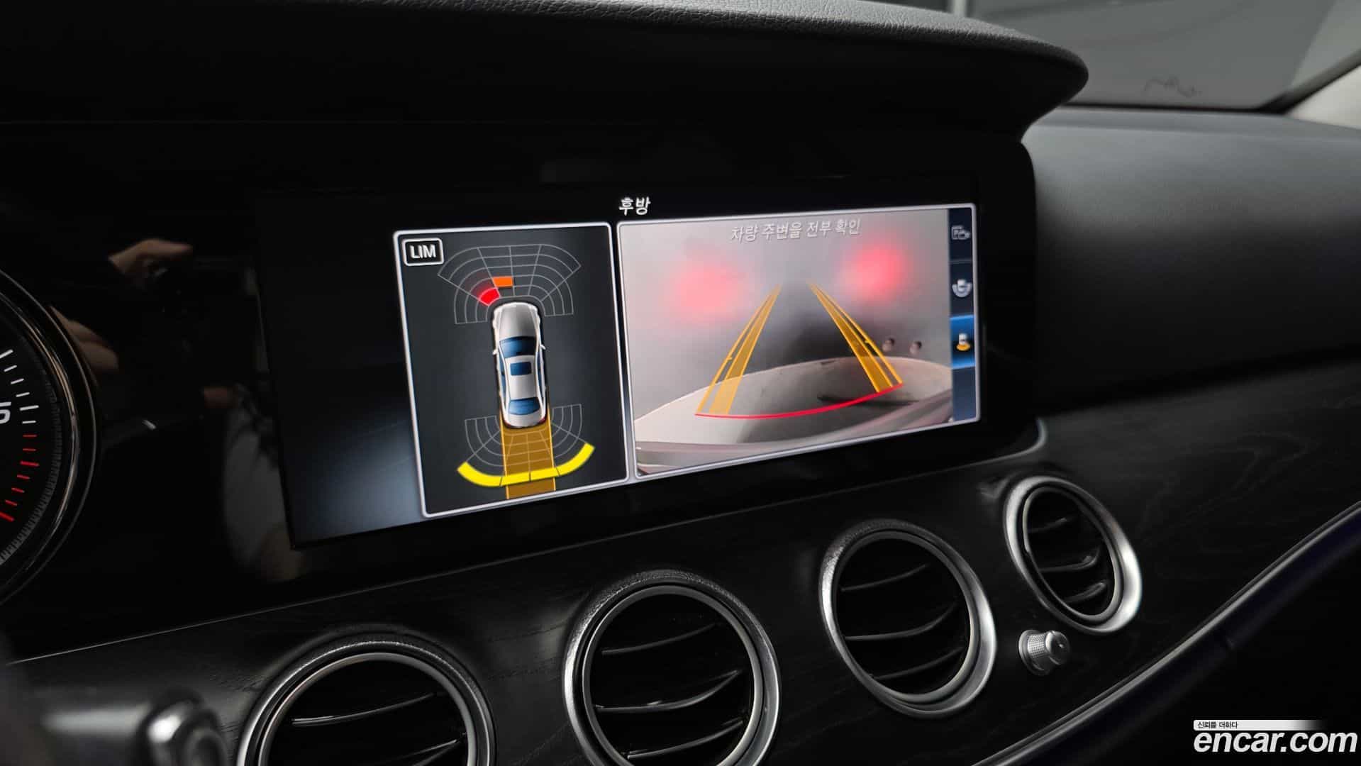 E-Class Mercedes-Benz 2016.9-OPTION-019