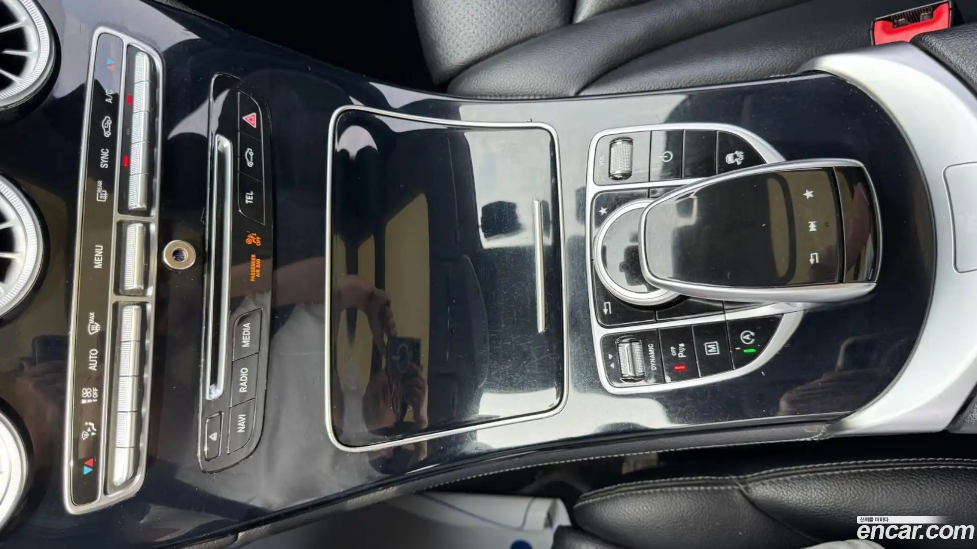 GLC-Class Mercedes-Benz 2018.4-OPTION-020