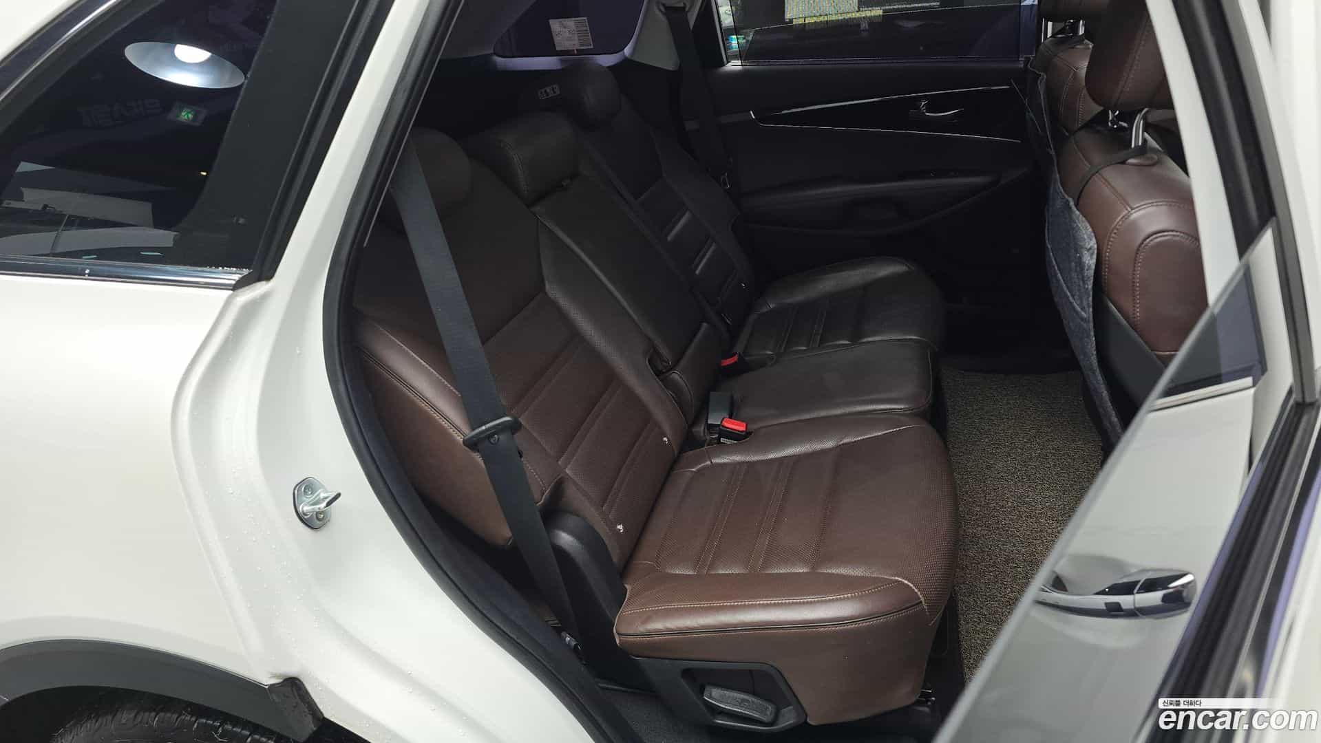 Sorento Kia 2015.6-OPTION-015