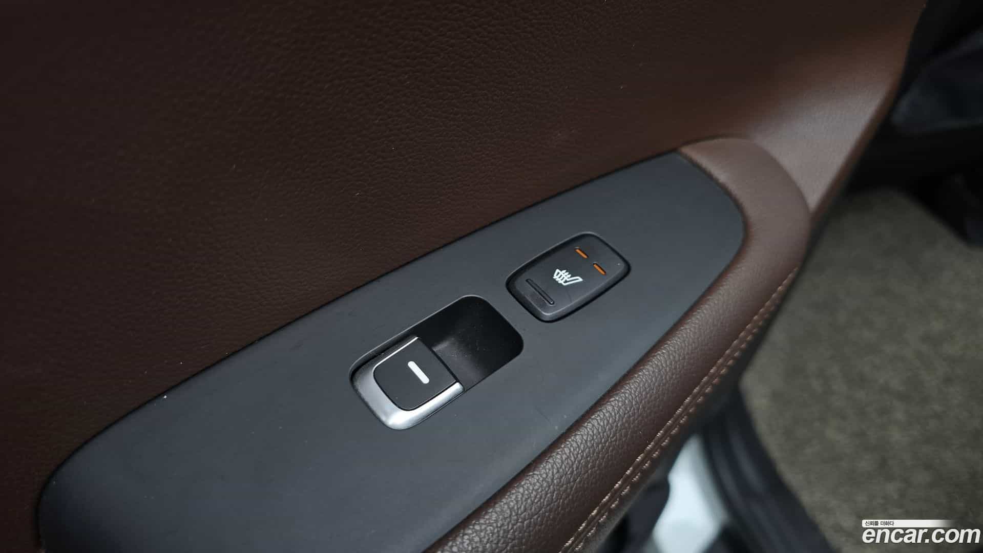 Sorento Kia 2015.6-OPTION-022