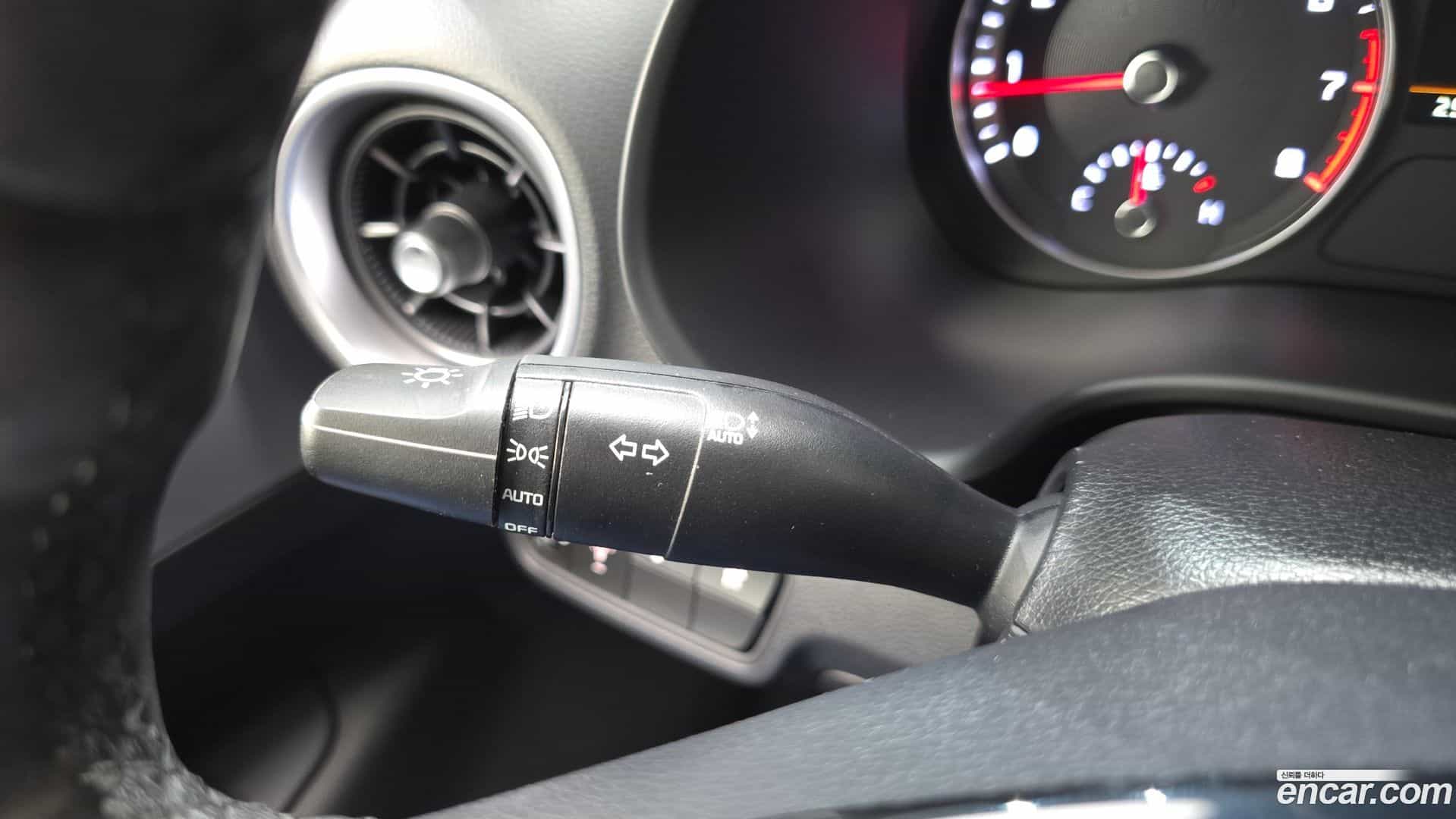 K3 Kia 2022.7-OPTION-020