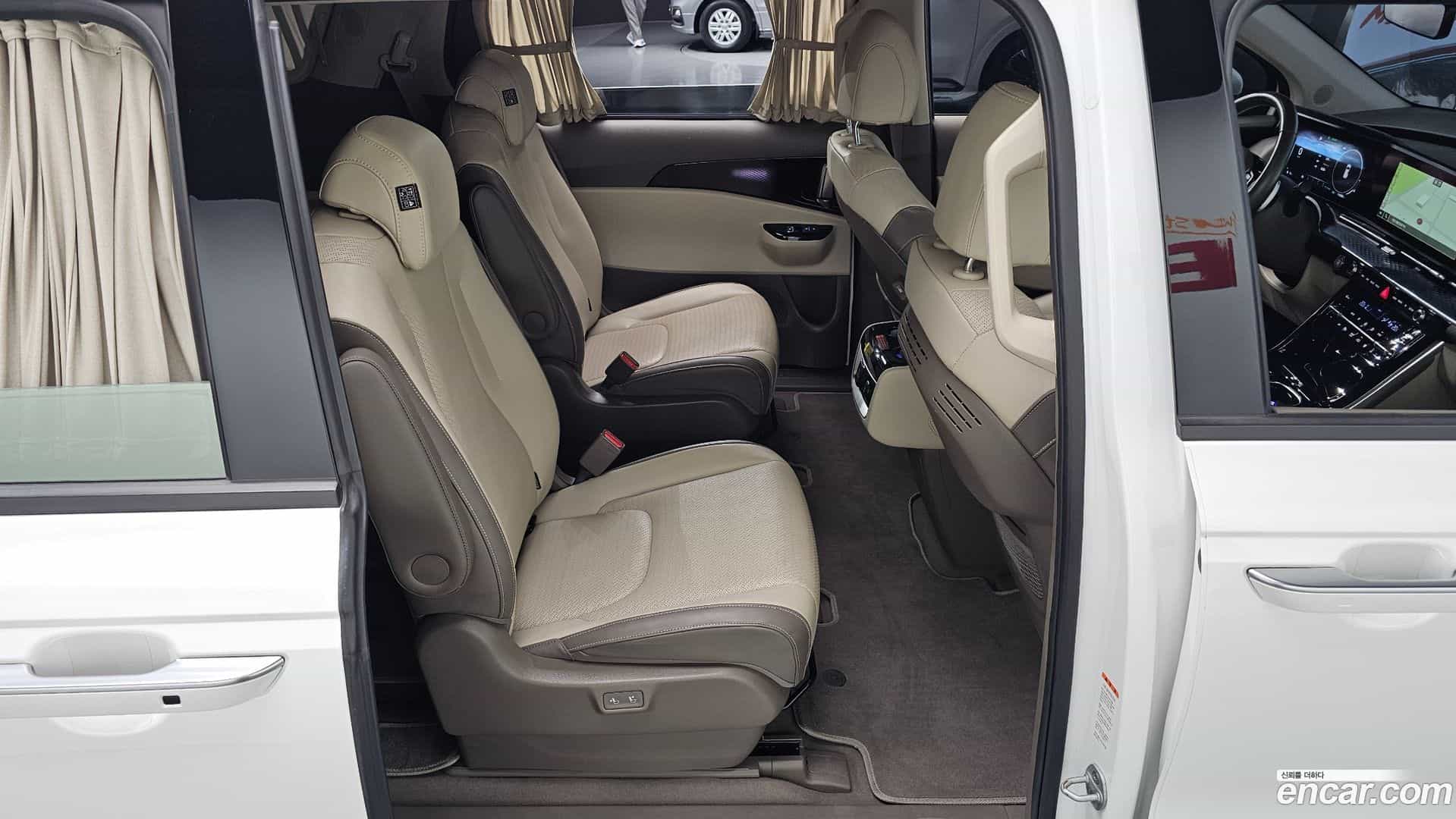 Canival Kia 2022.4-OPTION-015