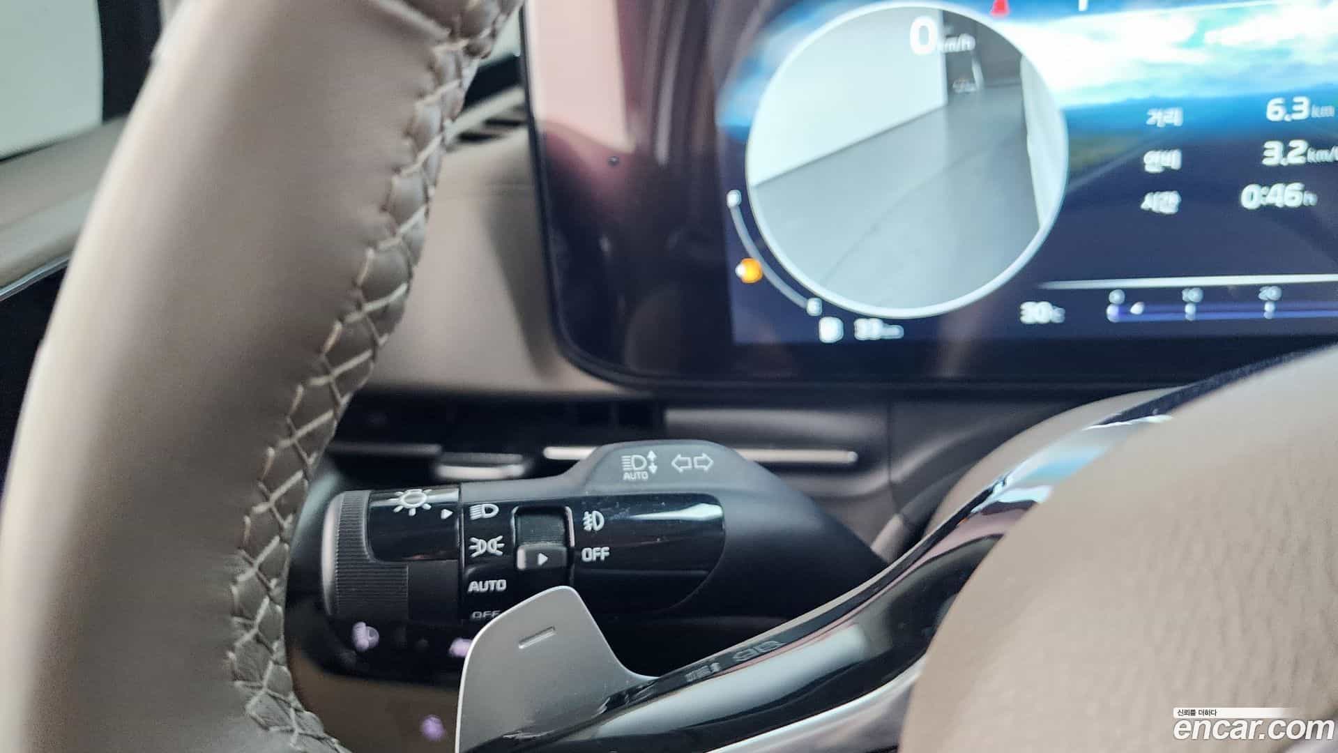 Canival Kia 2023.6-OPTION-042