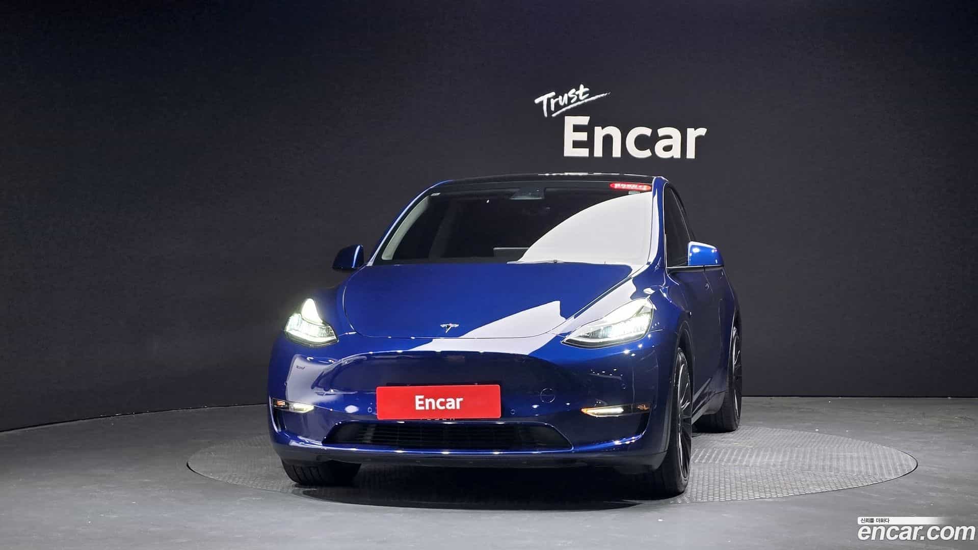 Model Y Tesla 2021.7-OUTER-003