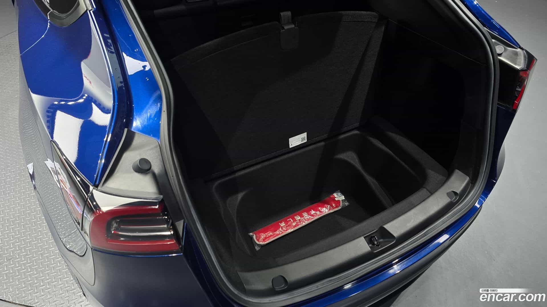Model Y Tesla 2021.7-OPTION-023