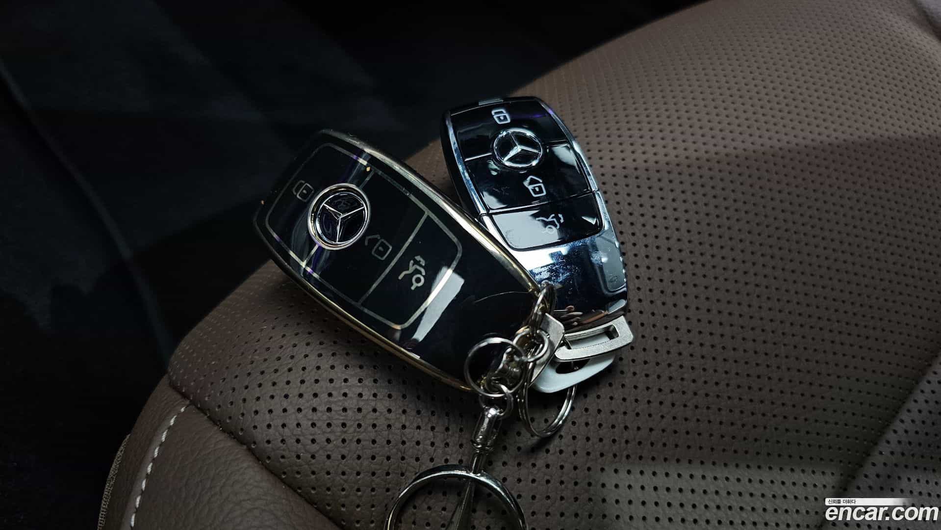 E-Class Mercedes-Benz 2023.10-OPTION-020