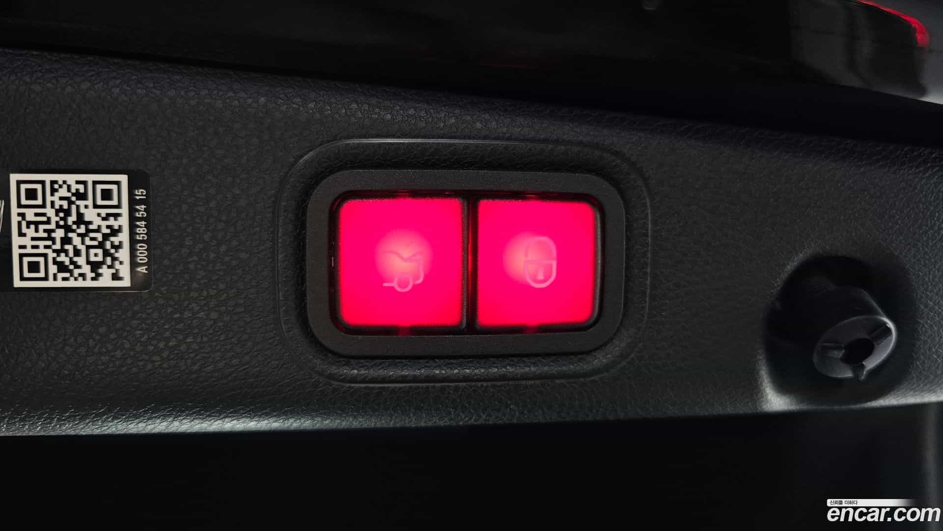 E-Class Mercedes-Benz 2023.10-OPTION-022