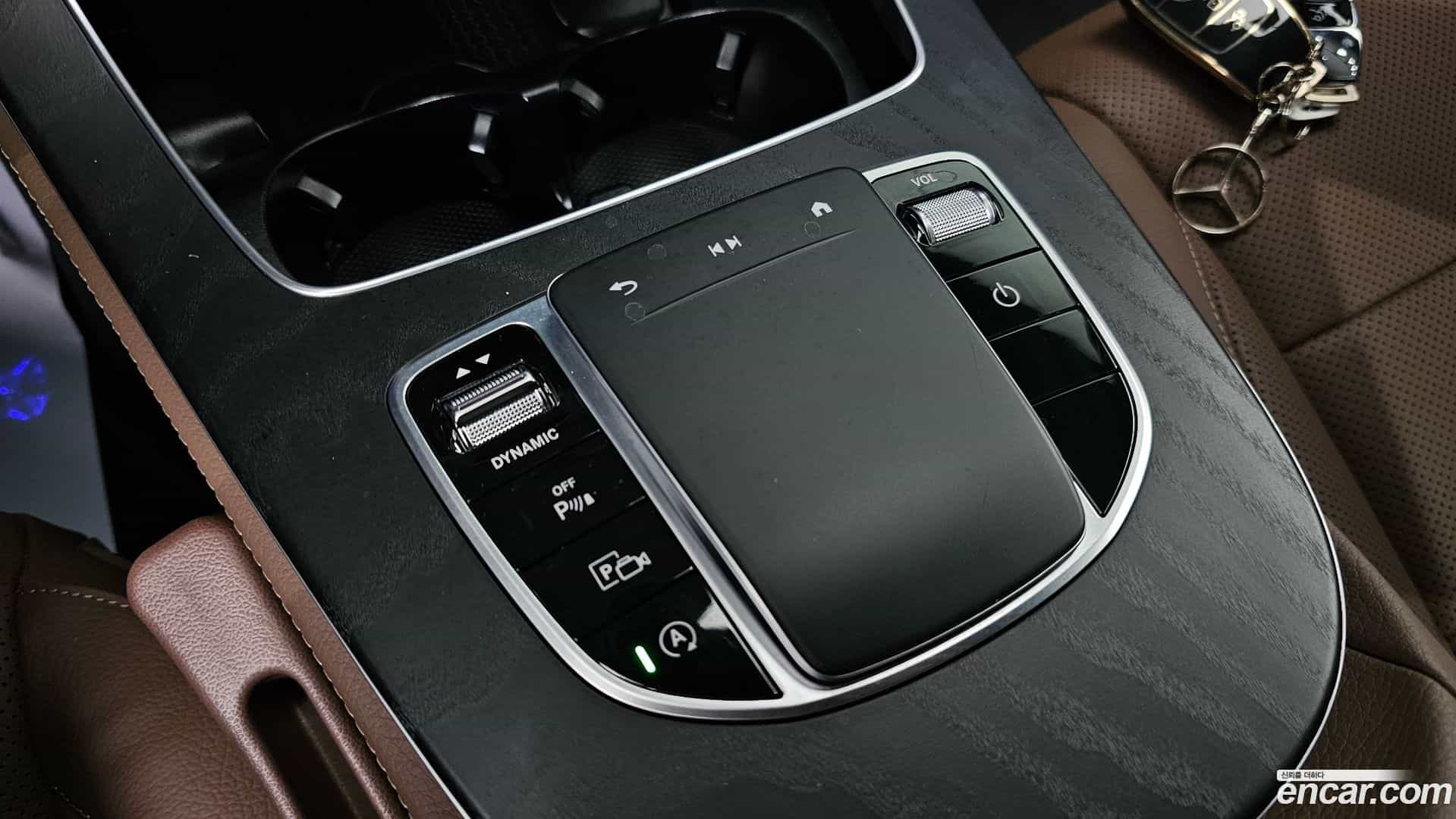 E-Class Mercedes-Benz 2023.10-OPTION-046
