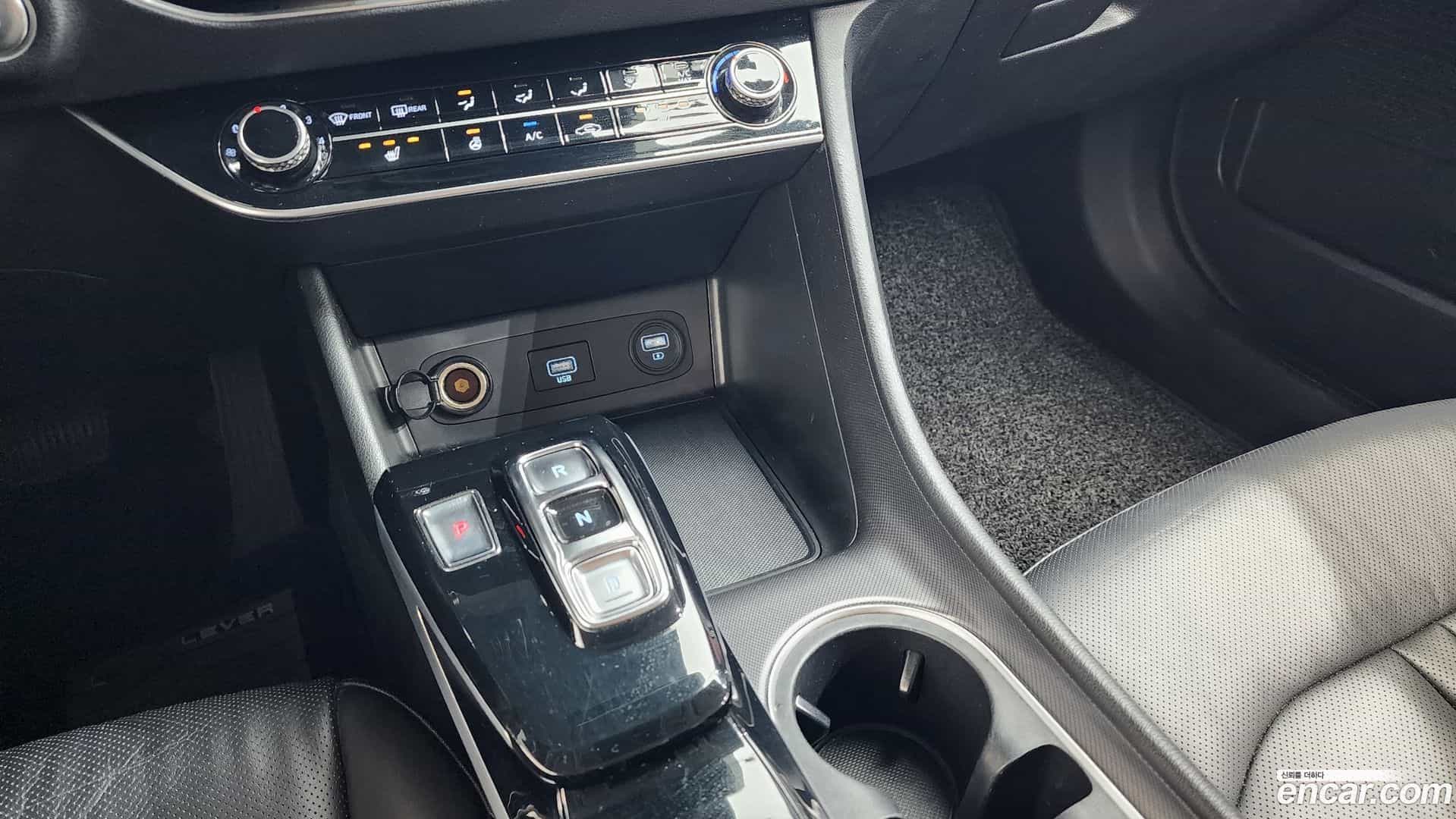Sonata Hyundai 2019.5-INNER-009