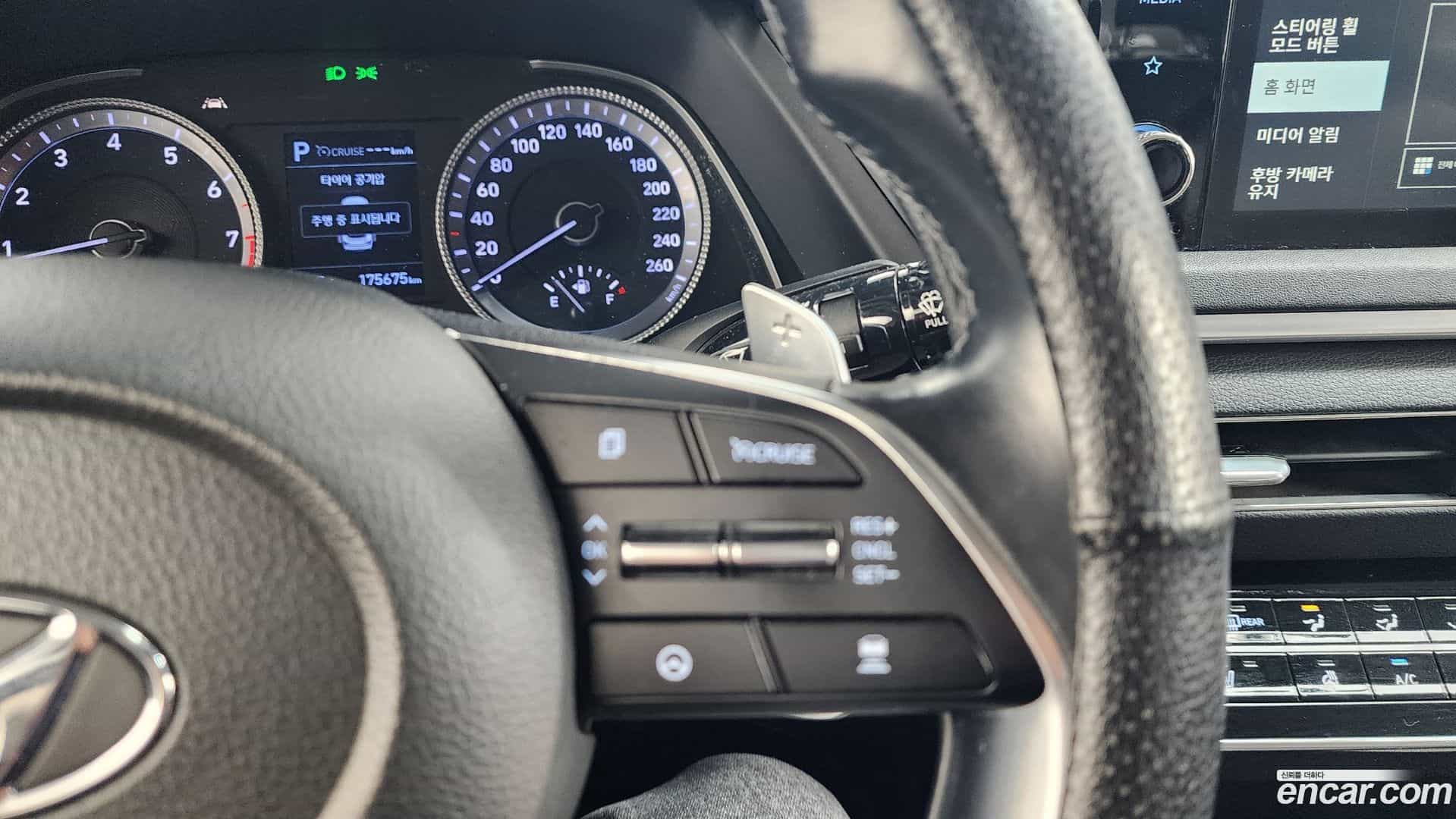 Sonata Hyundai 2019.5-OPTION-021