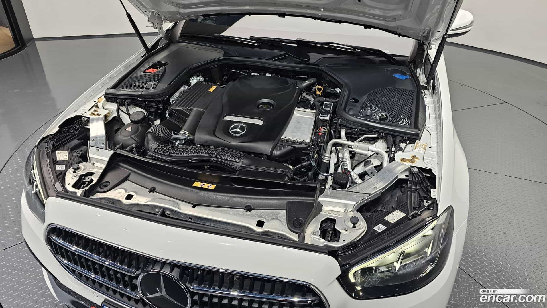 E-Class Mercedes-Benz 2020.11-OUTER-006