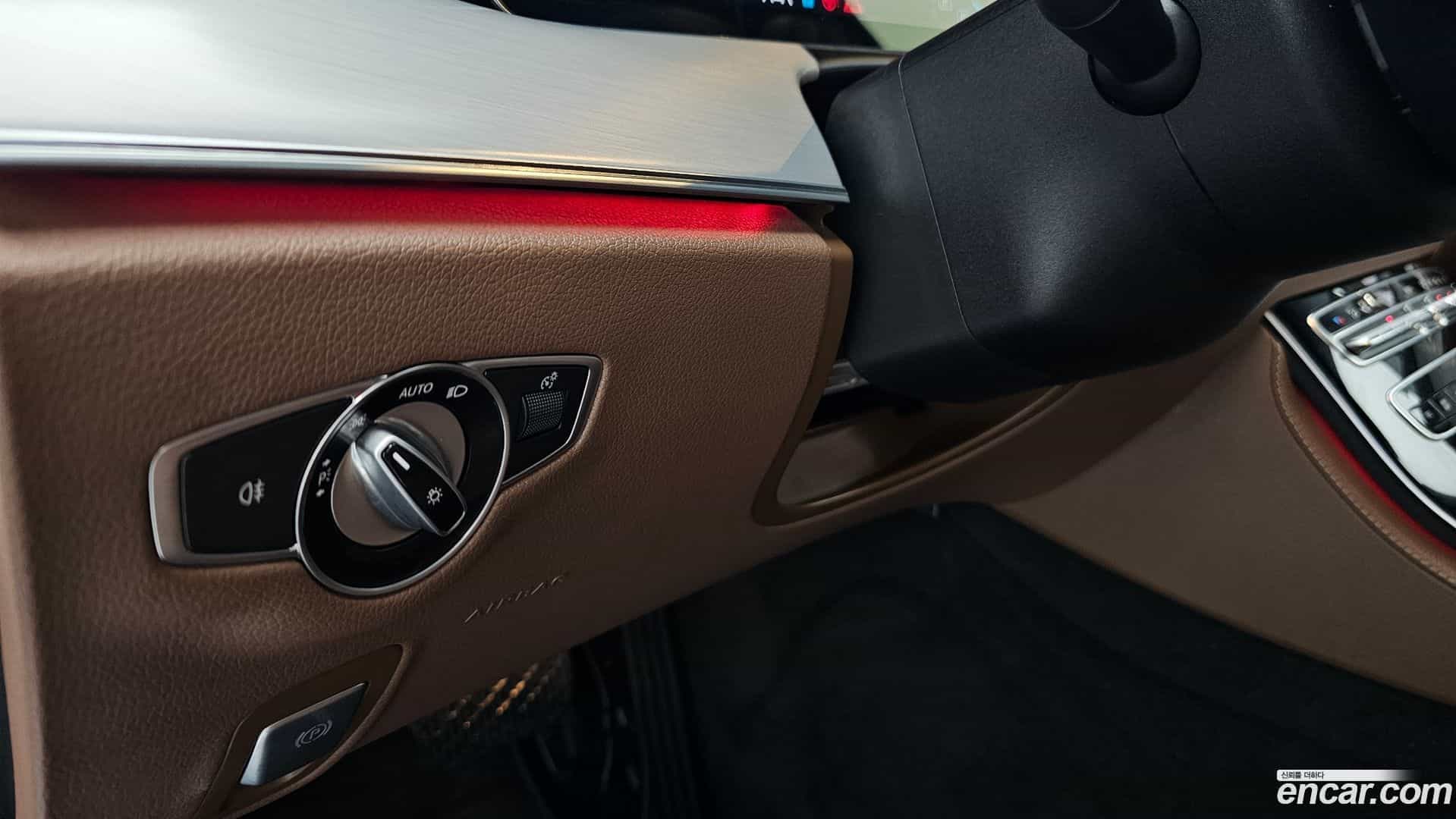 E-Class Mercedes-Benz 2020.11-OPTION-024