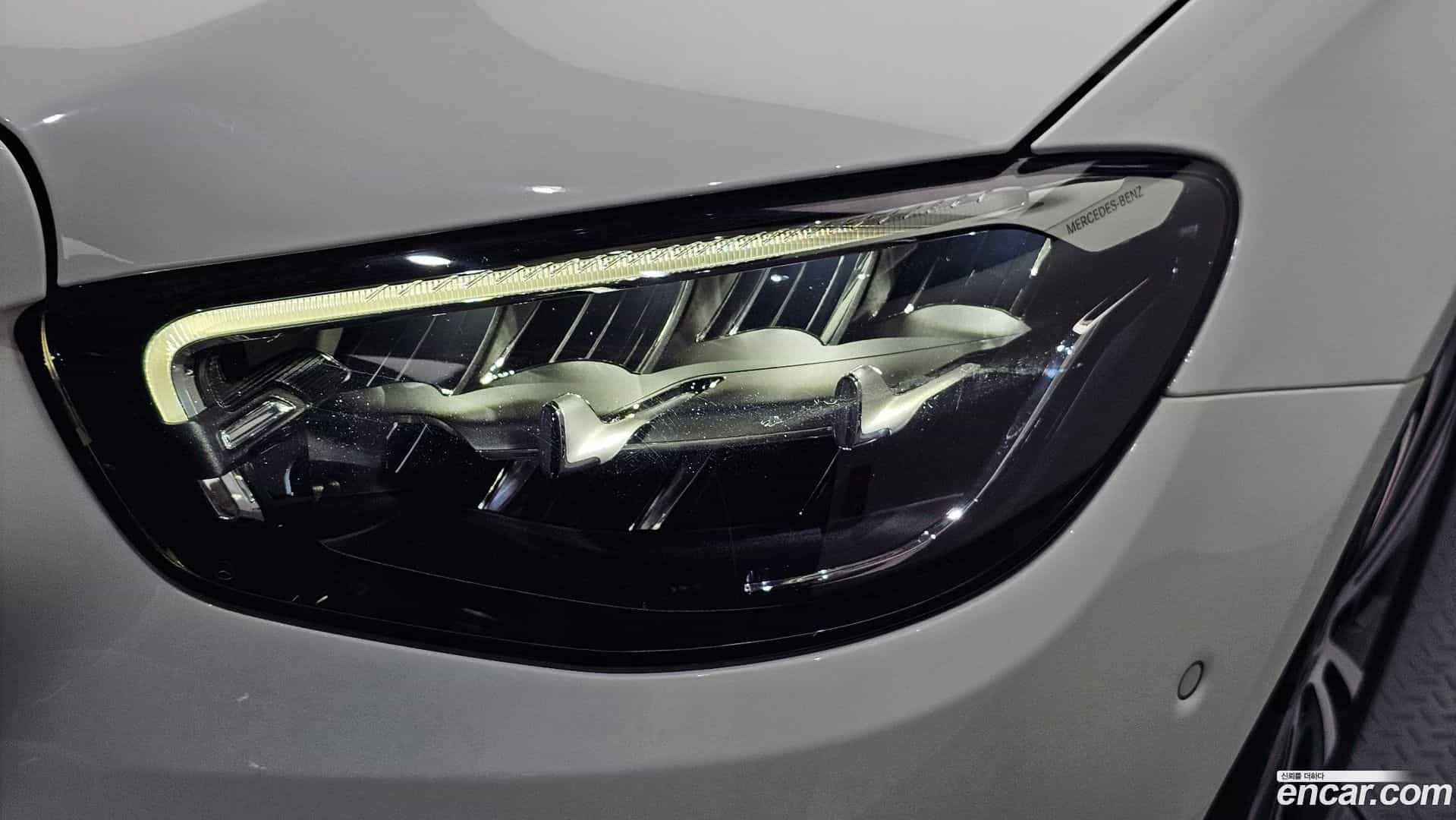 E-Class Mercedes-Benz 2020.11-OUTER-032