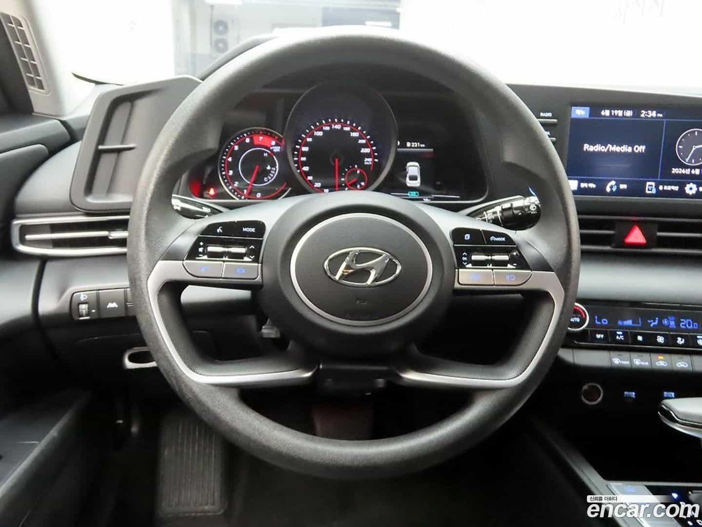 AVANTE Hyundai 2023.2-INNER-008