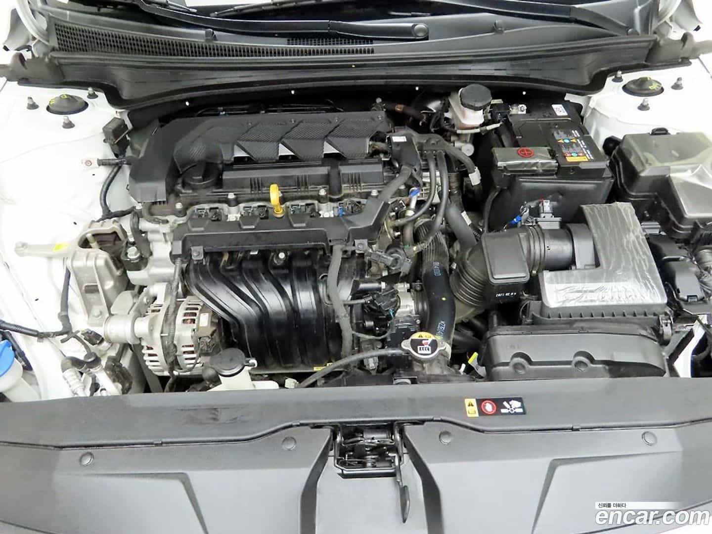 AVANTE Hyundai 2023.2-OPTION-024