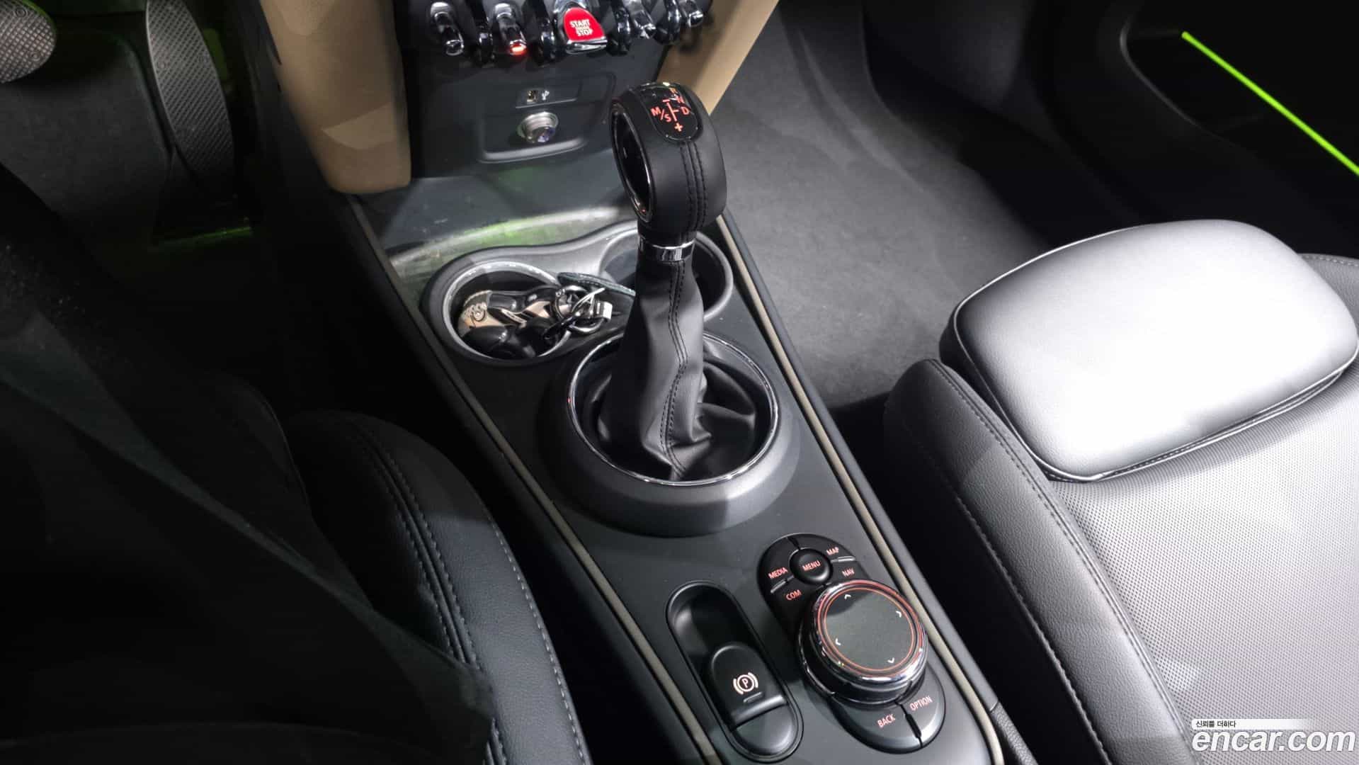 Countryman Mini 2018.6-INNER-009