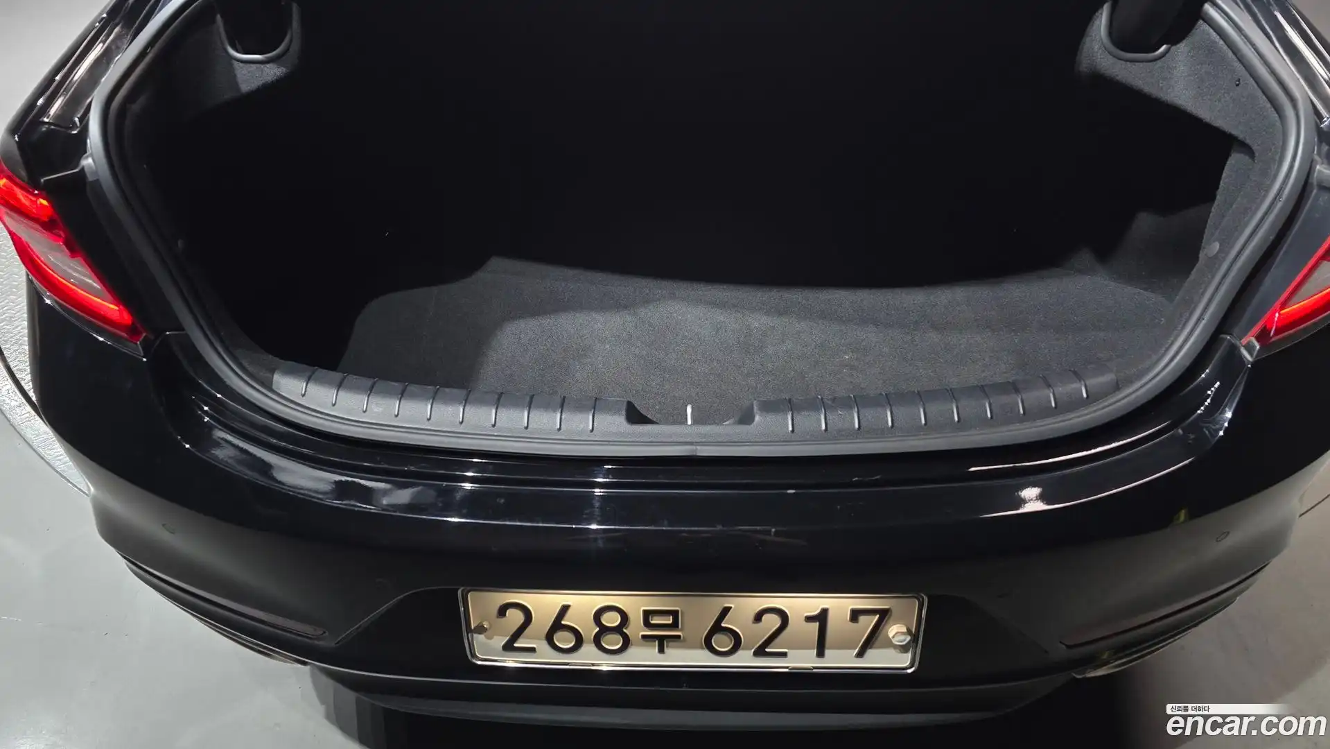 Grandeur Hyundai 2018.7-OPTION-024