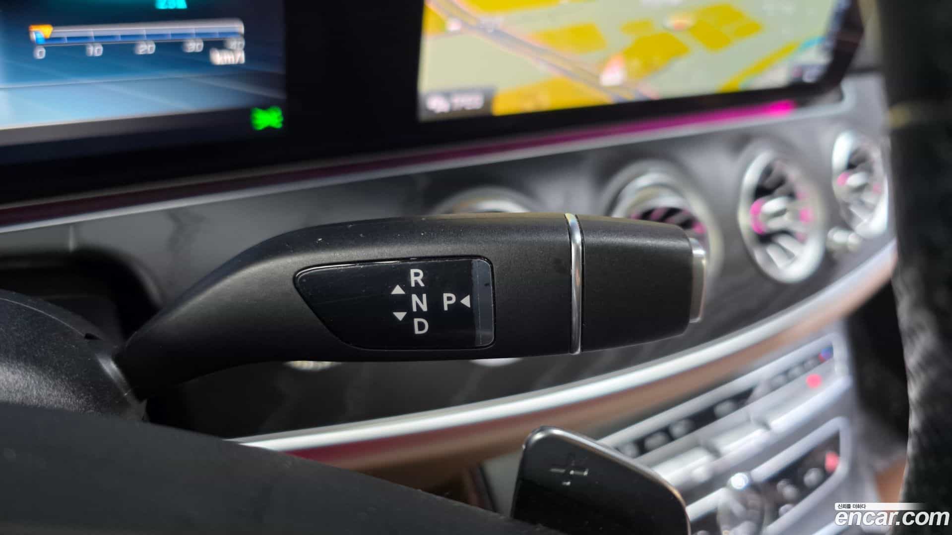 E-Class Mercedes-Benz 2018.5-INNER-009