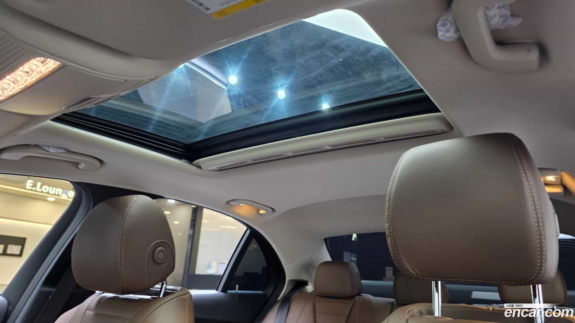 E-Class Mercedes-Benz 2018.5-OPTION-022
