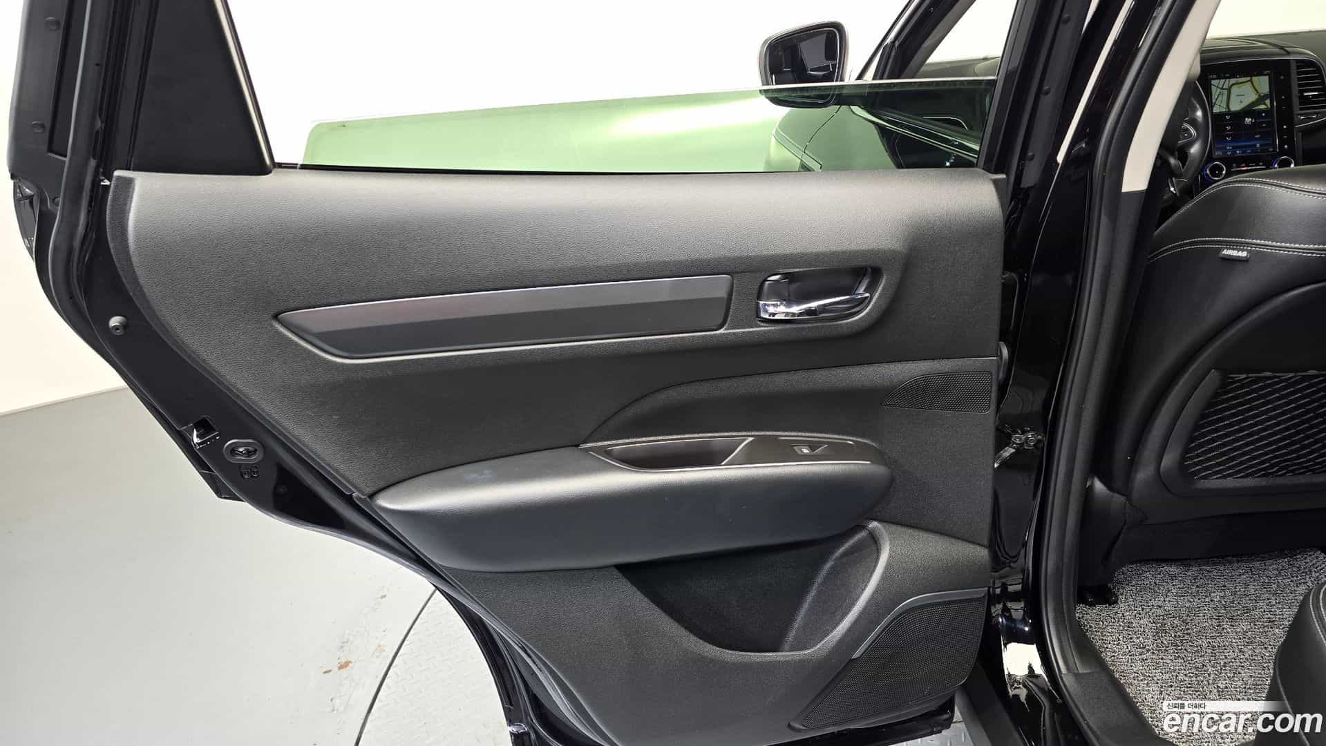 QM6 Renault Korea 2021.10-INNER-035