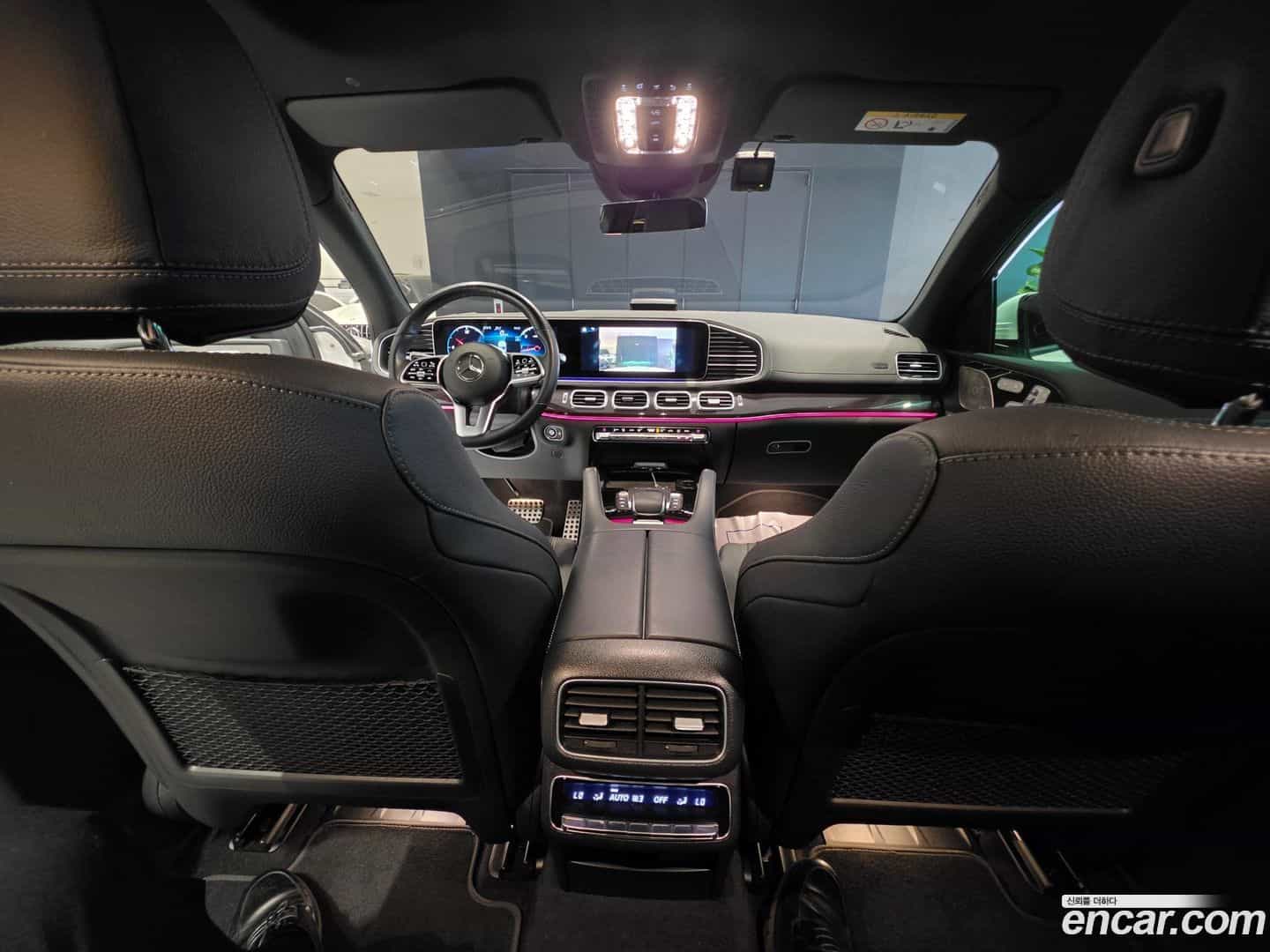 GLE-Class Mercedes-Benz 2023.1-INNER-007