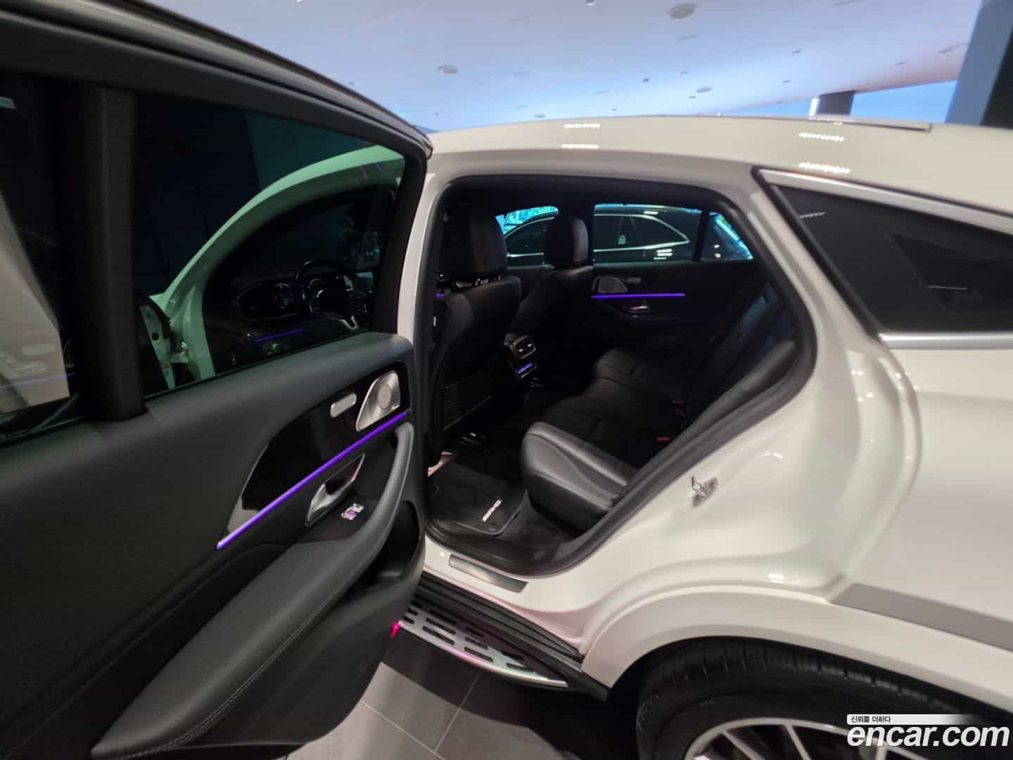 GLE-Class Mercedes-Benz 2023.1-OPTION-015