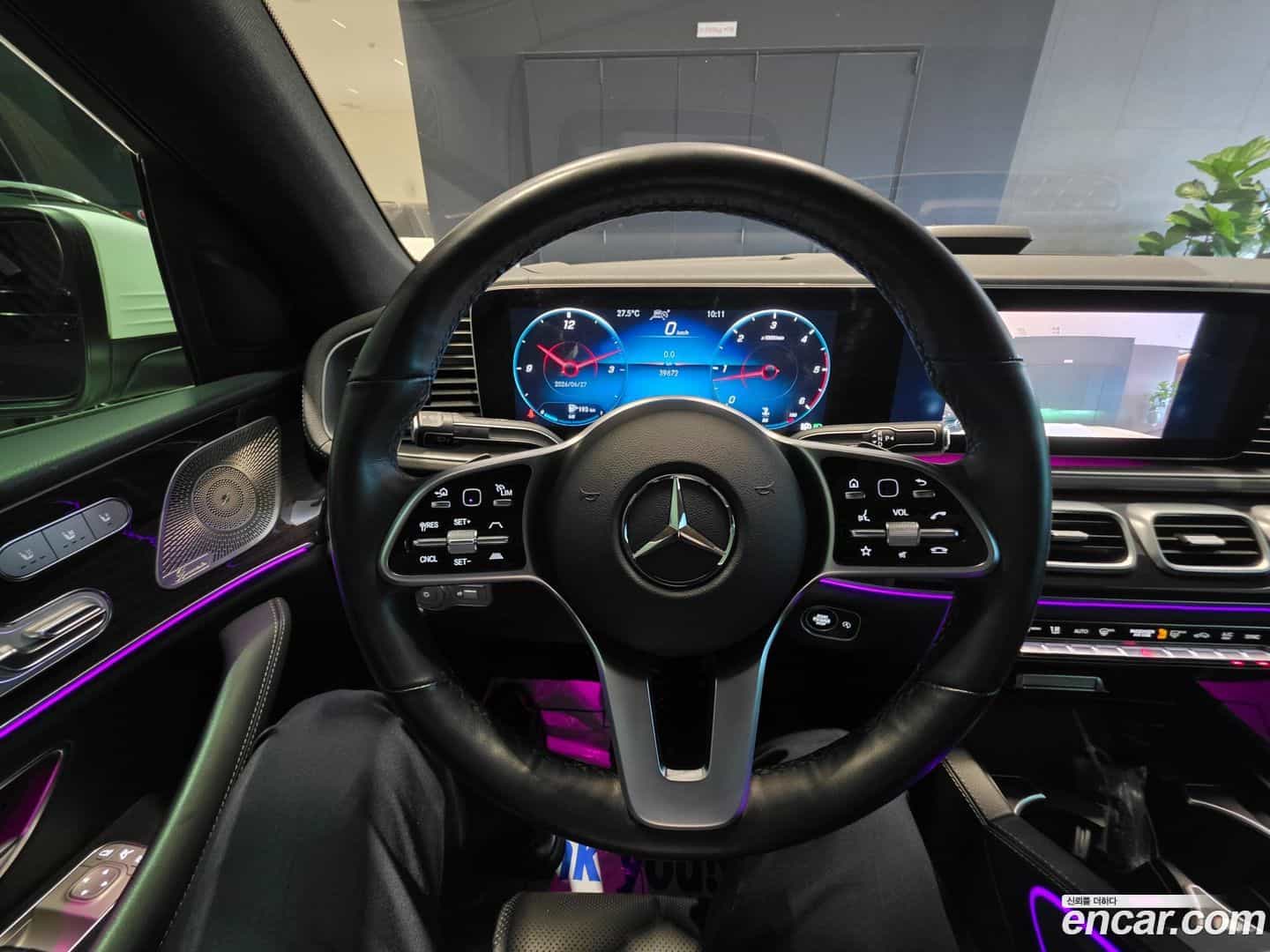 GLE-Class Mercedes-Benz 2023.1-OPTION-016