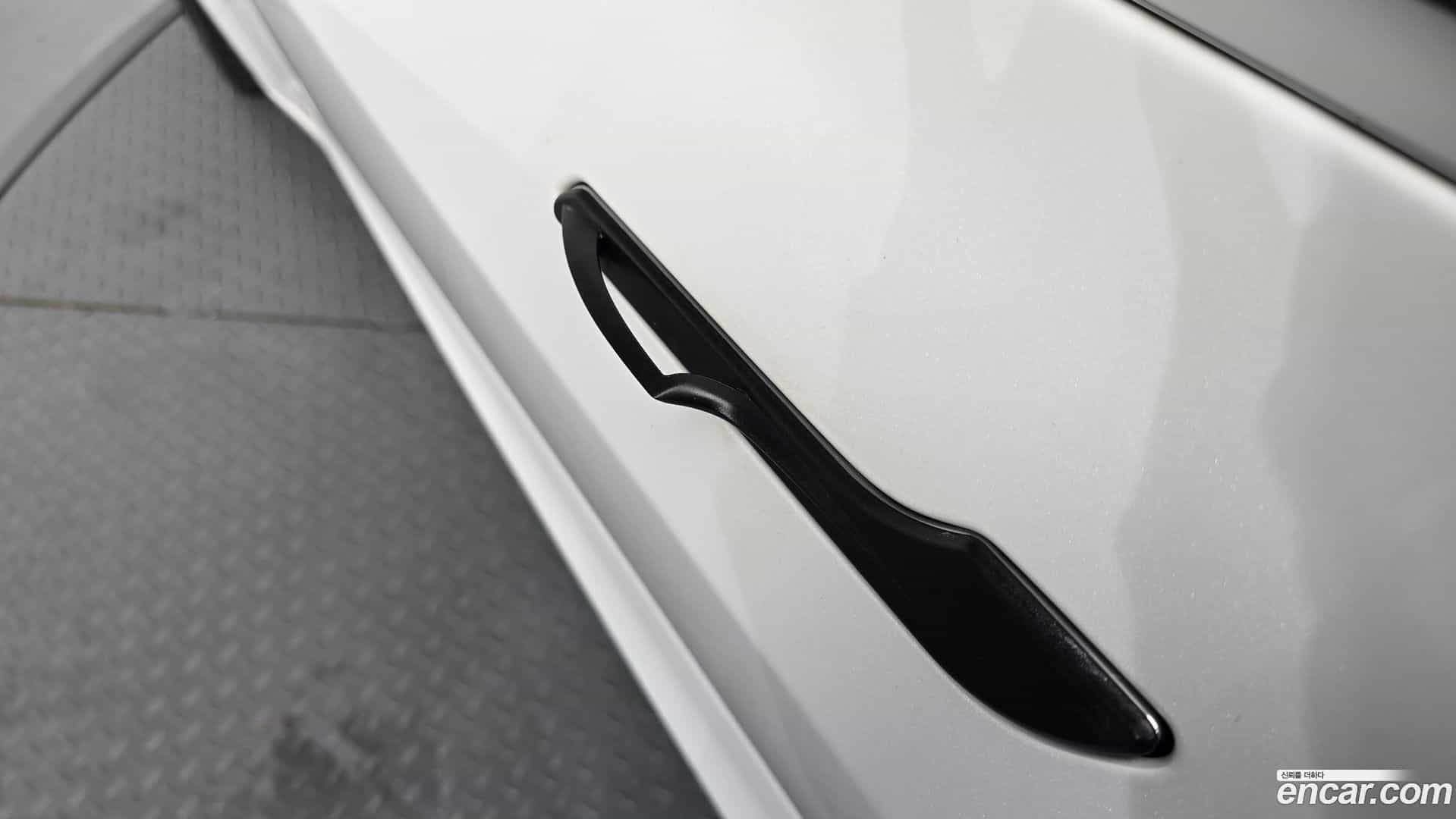 Model 3 Tesla 2020.5-OPTION-021