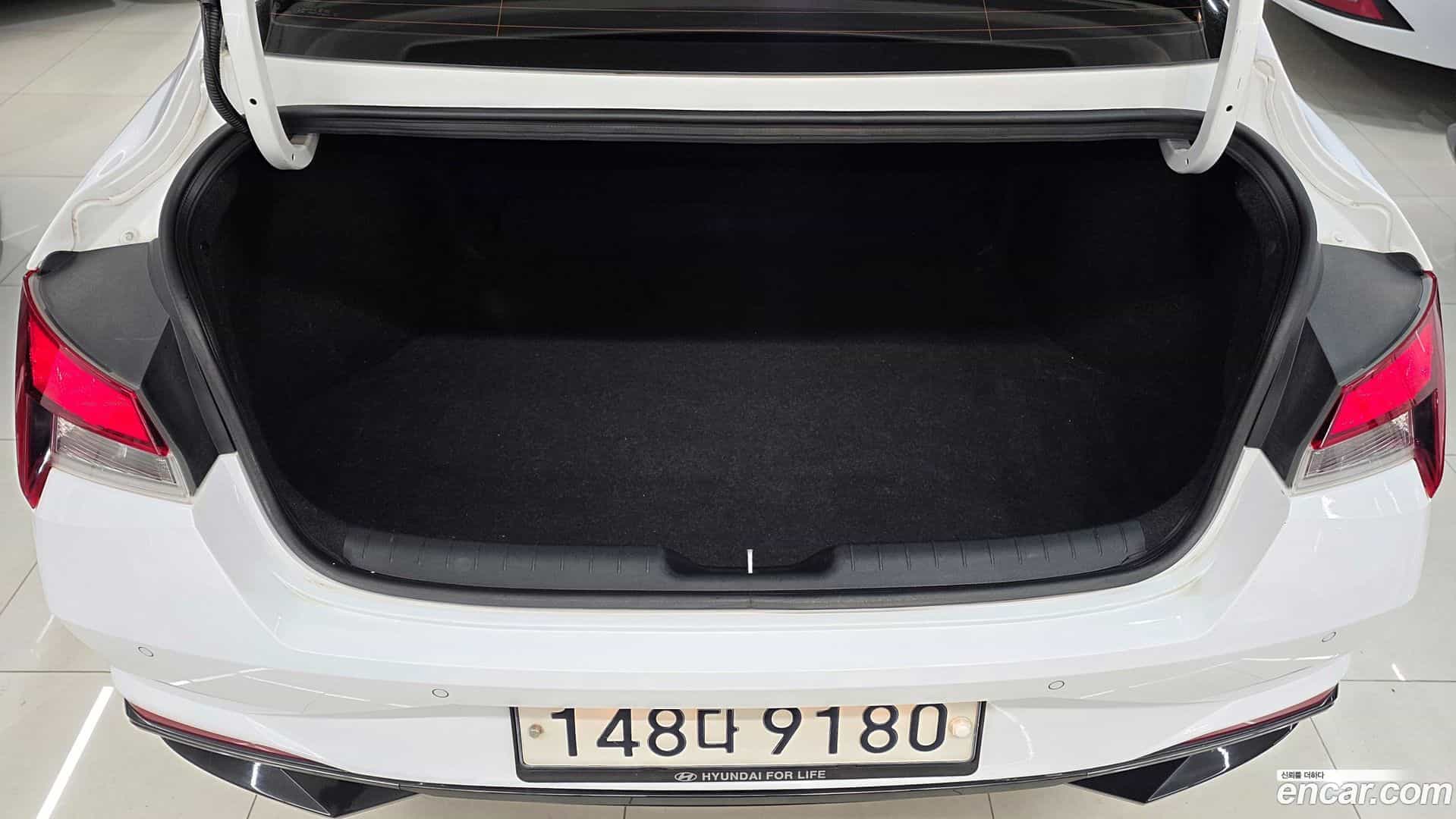 AVANTE Hyundai 2020.5-INNER-007