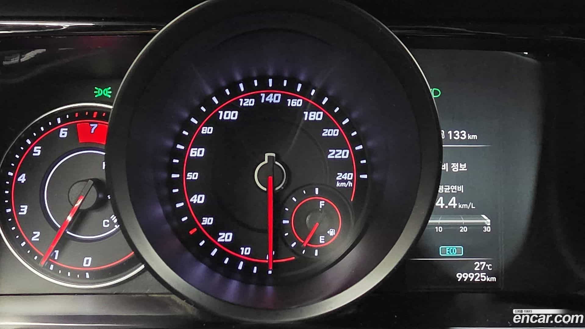 AVANTE Hyundai 2020.5-OPTION-016