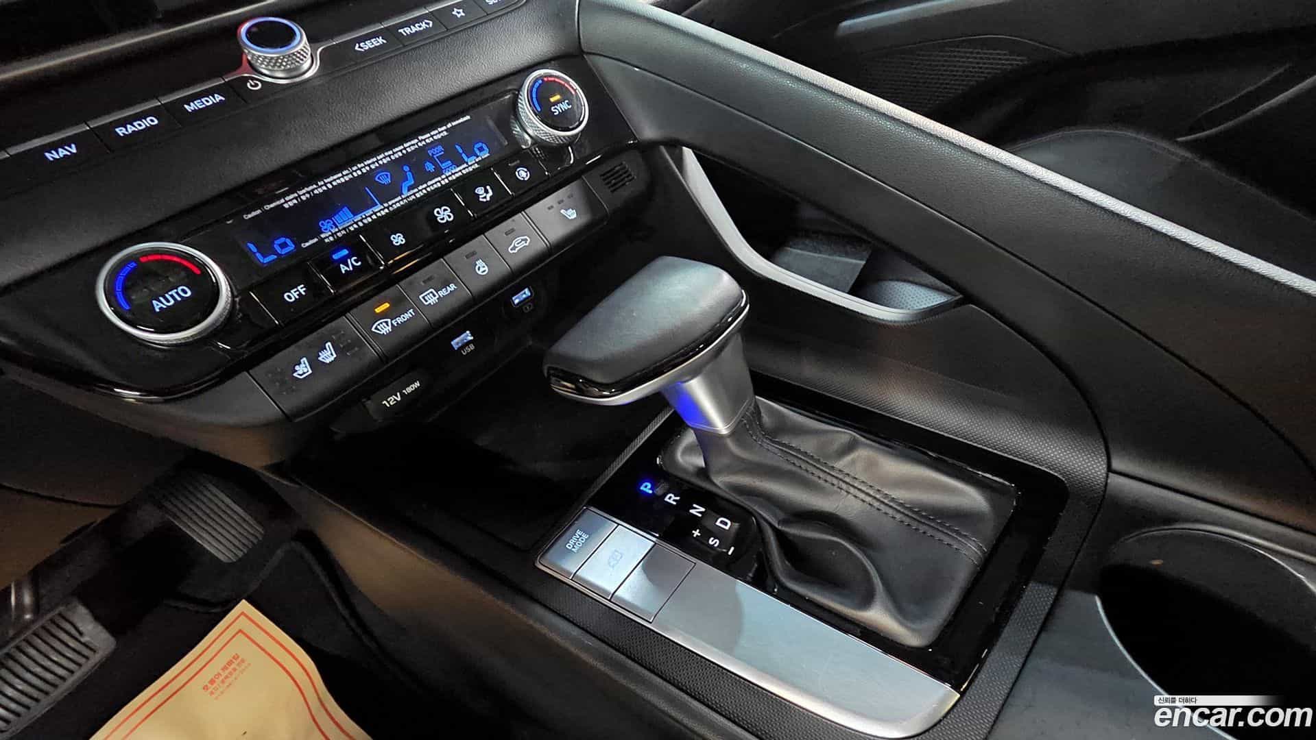 AVANTE Hyundai 2020.5-OPTION-017