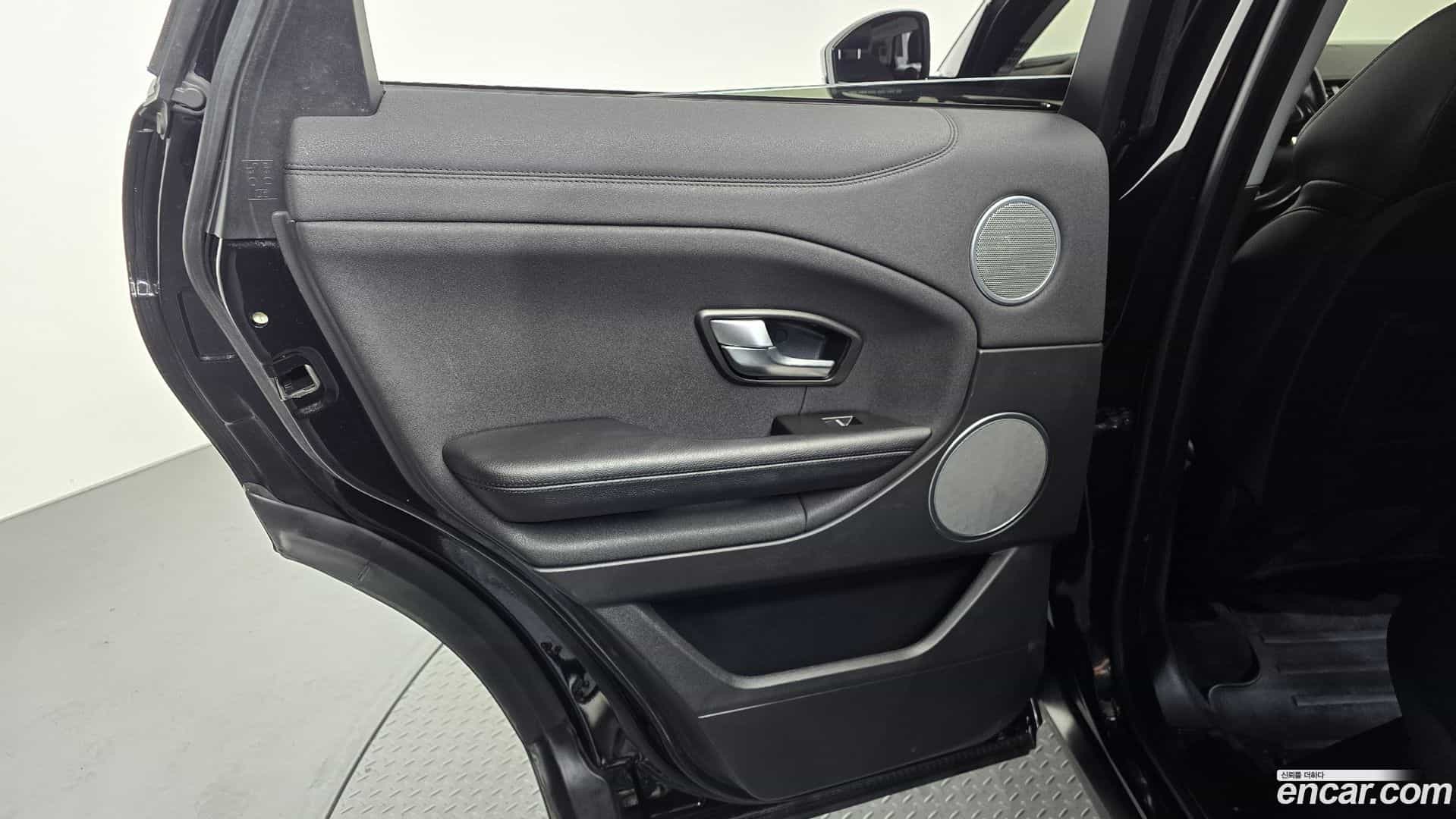 Range Rover Evoque Land Rover 2017.5-INNER-035
