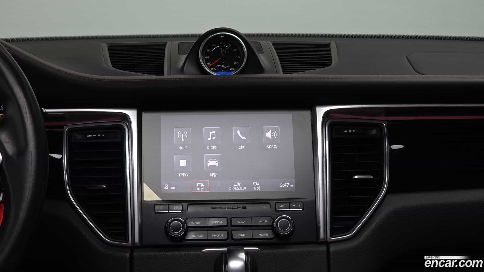 Macan Porsche 2016.10-OPTION-018